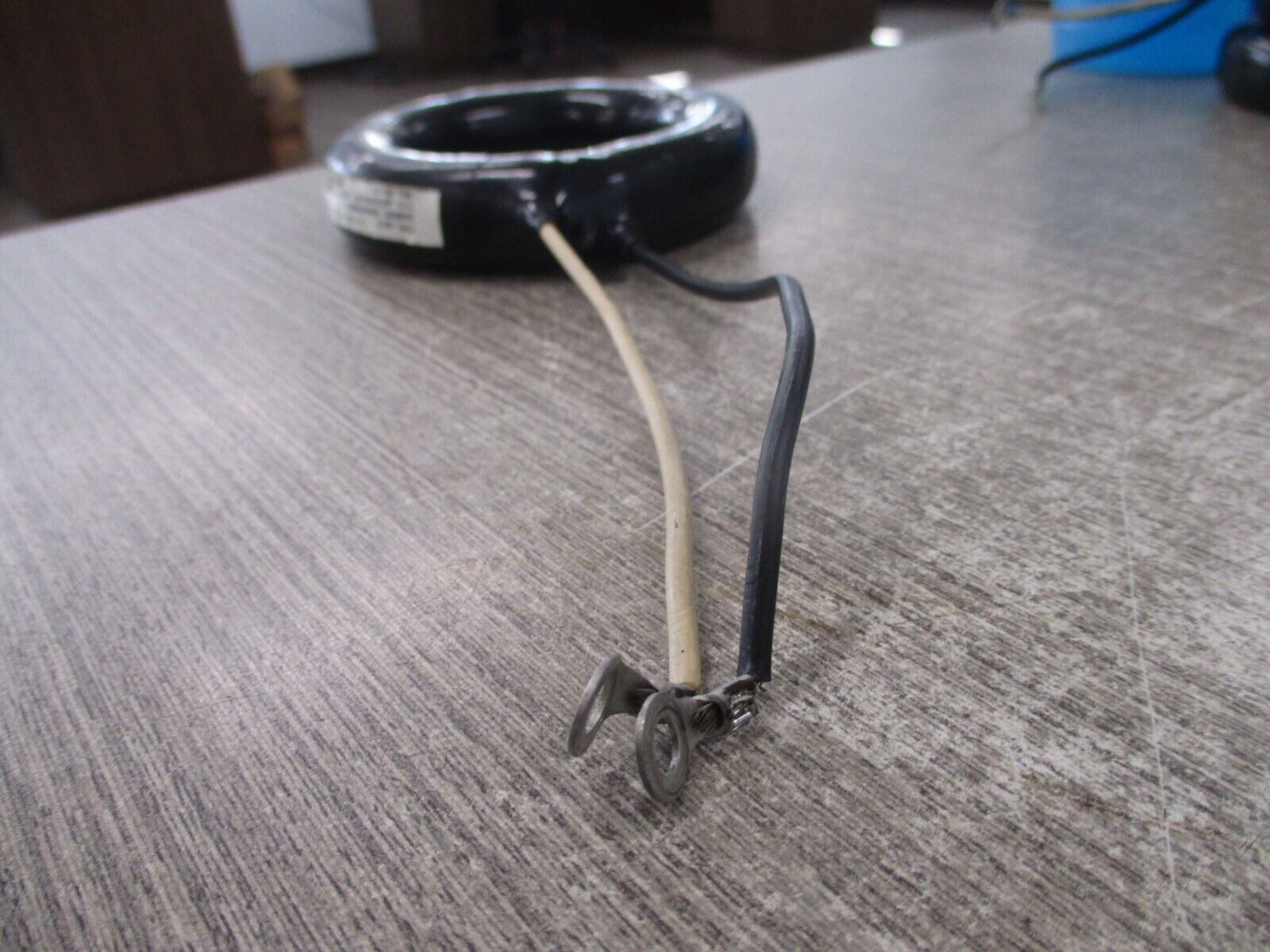 GE Type JAU-0 Current Transformer 750X91G23 Ratio 600:5A 60Hz Used