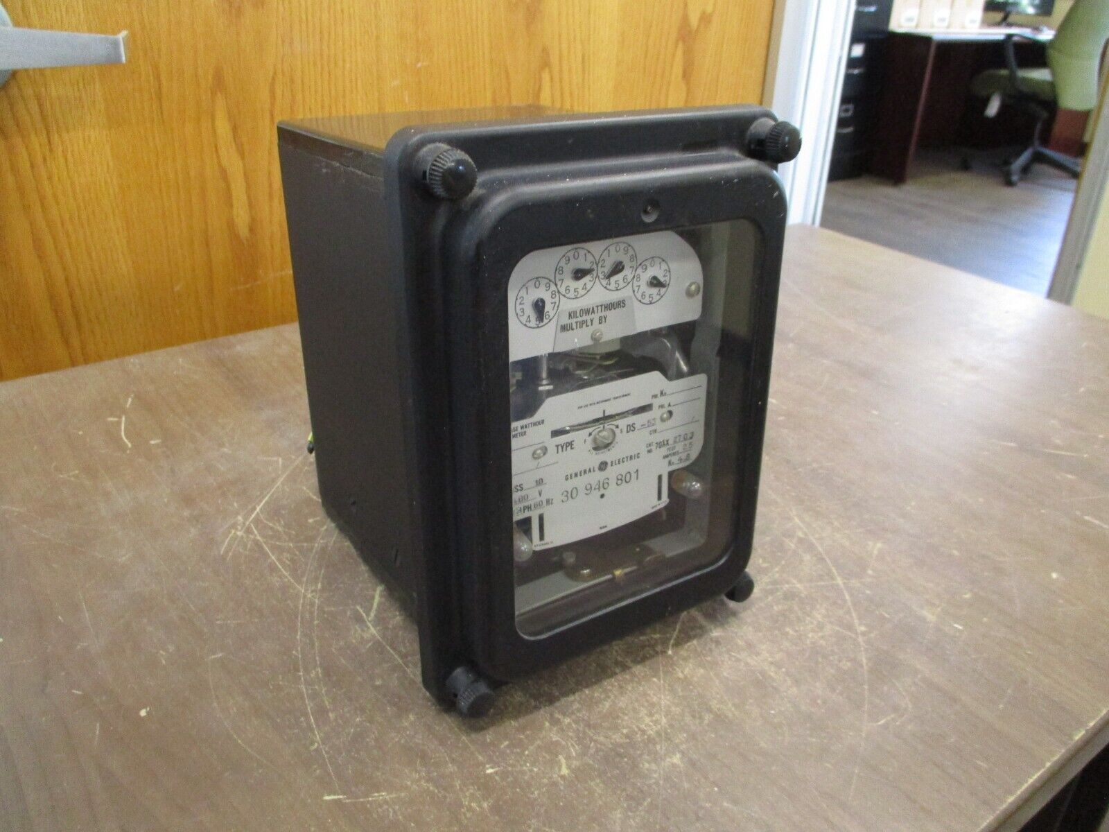 GE Type DS-53 Kilowatthour Meter 701X27G3 480V 3W 3Ph 60Hz Used