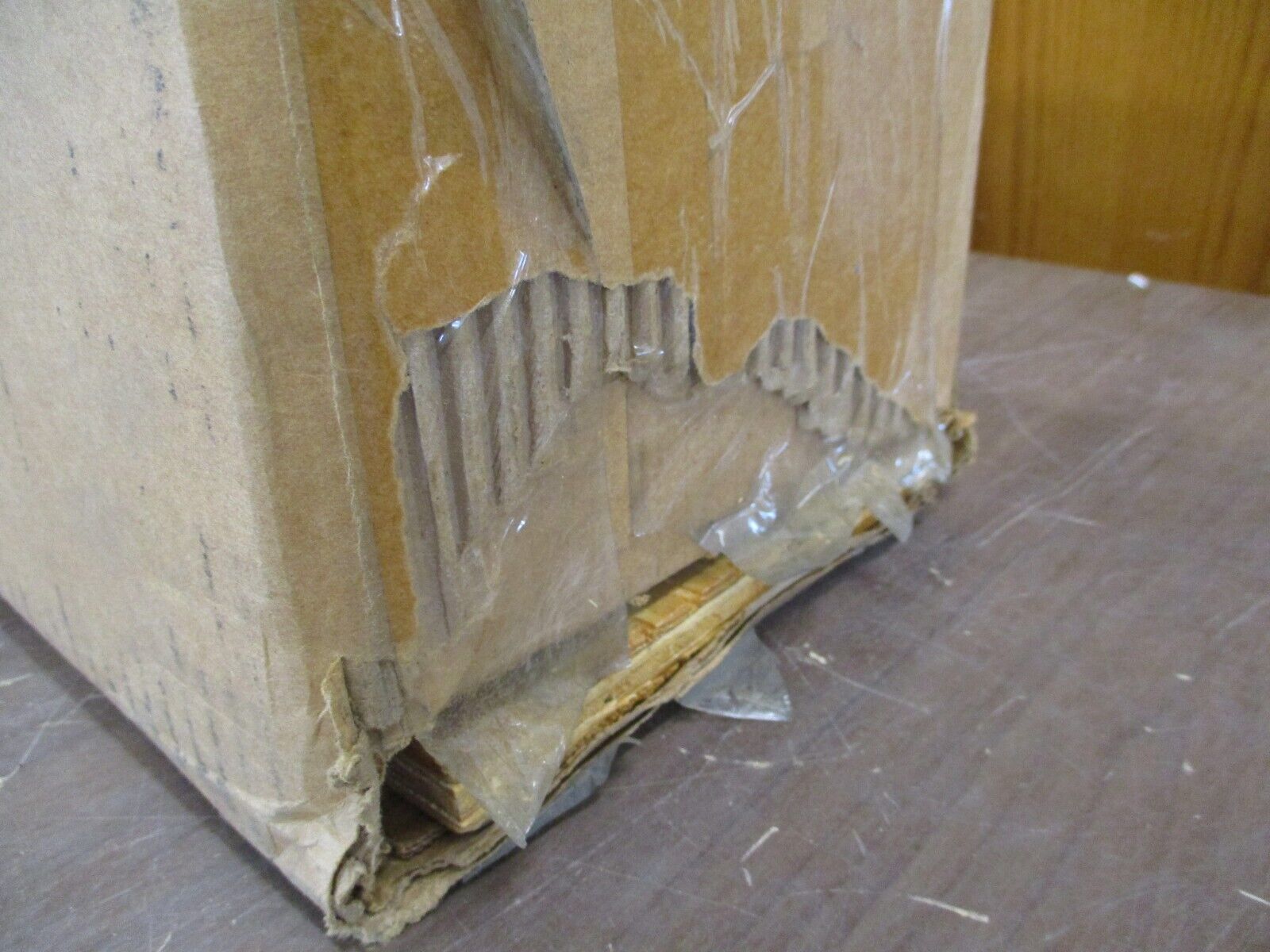 ABB KIR-60 Current Transformer 7524A01G15 Ratio 600:5A 4.8kV 60kV BIL 60Hz