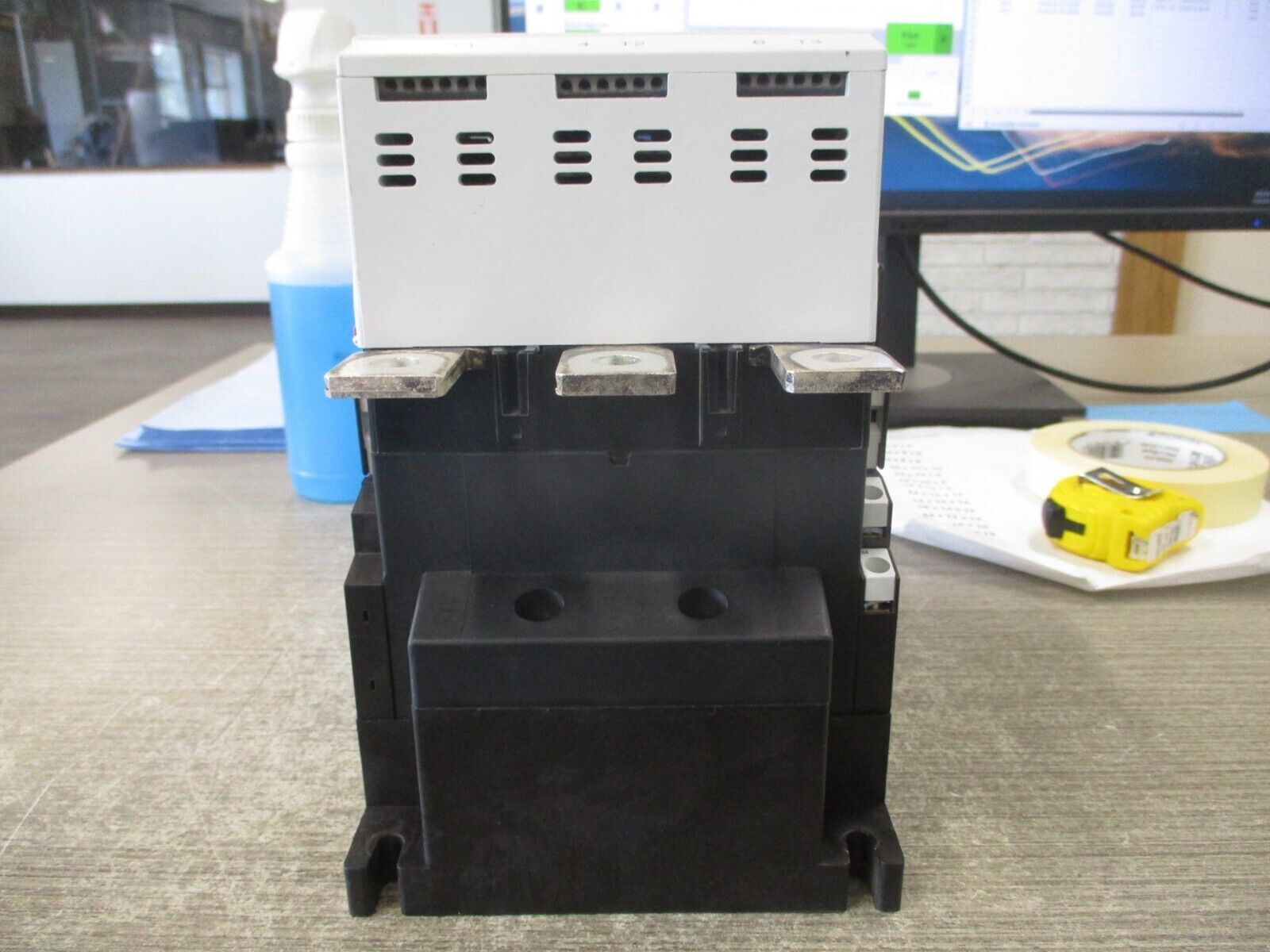 Eaton Contactor DIL M185 XTCE185L 24-48VDC Coil 225A 600V Used