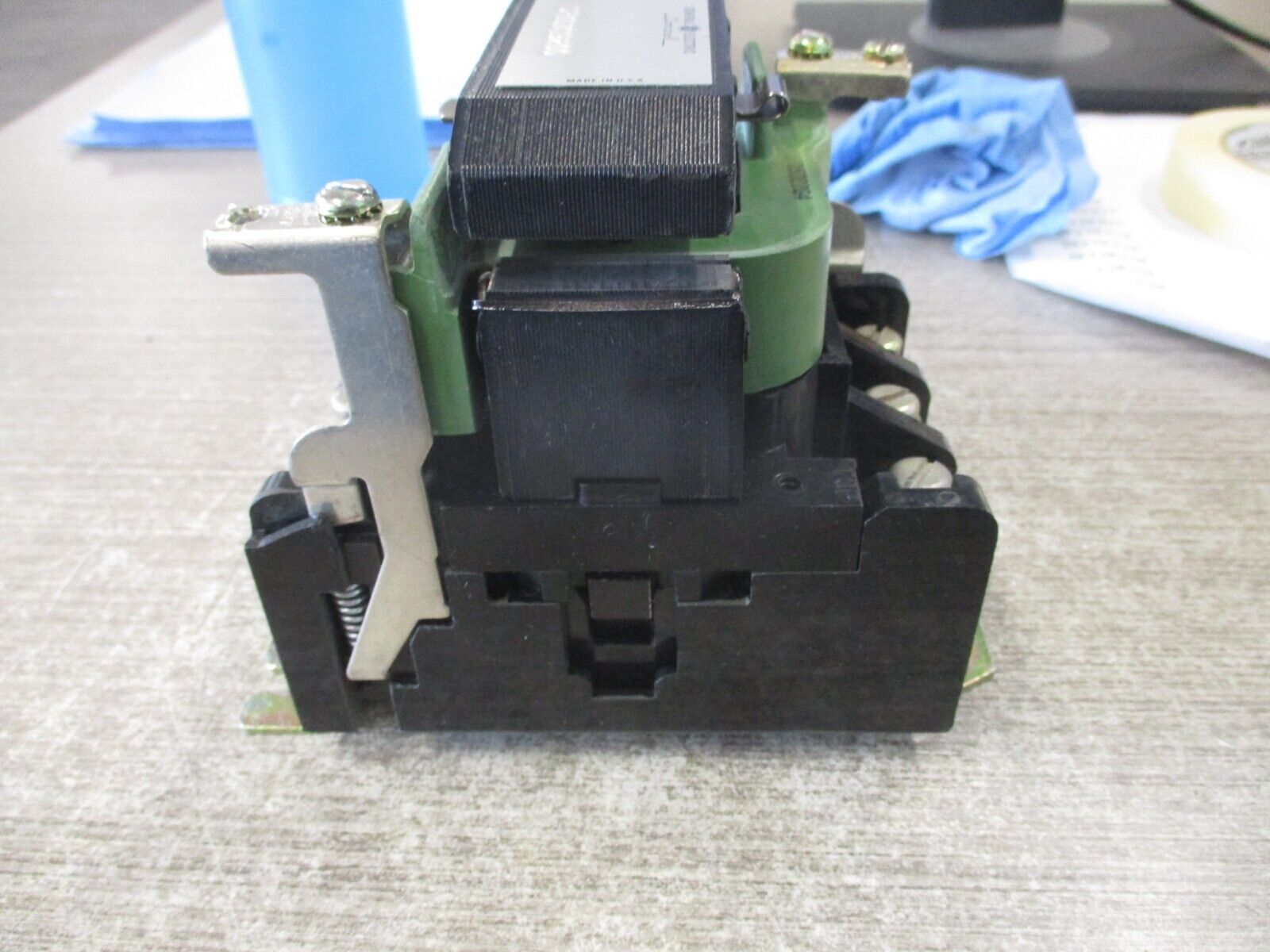 GE Contactor CR161A19200 460V Coil Used