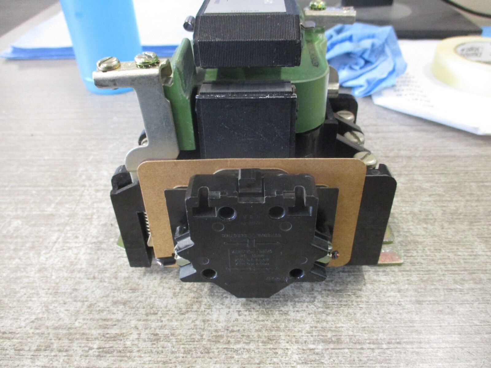 GE Contactor CR161A19200 460V Coil Used