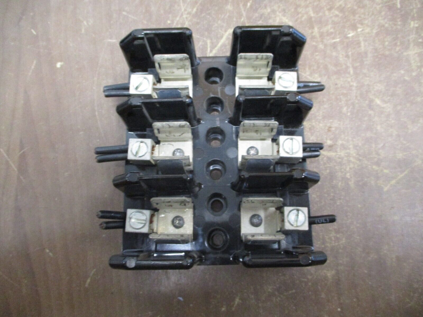 GE Fuseholder 0108C9633G5 30A 600V 3P Used