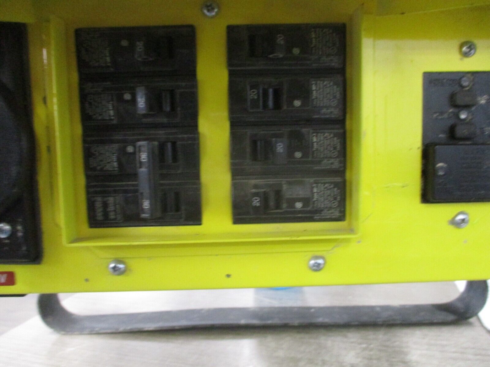 CEP Portable Power Distribution Unit 6506-GU 50A 125/250V 3P 4W 1Ph 60Hz