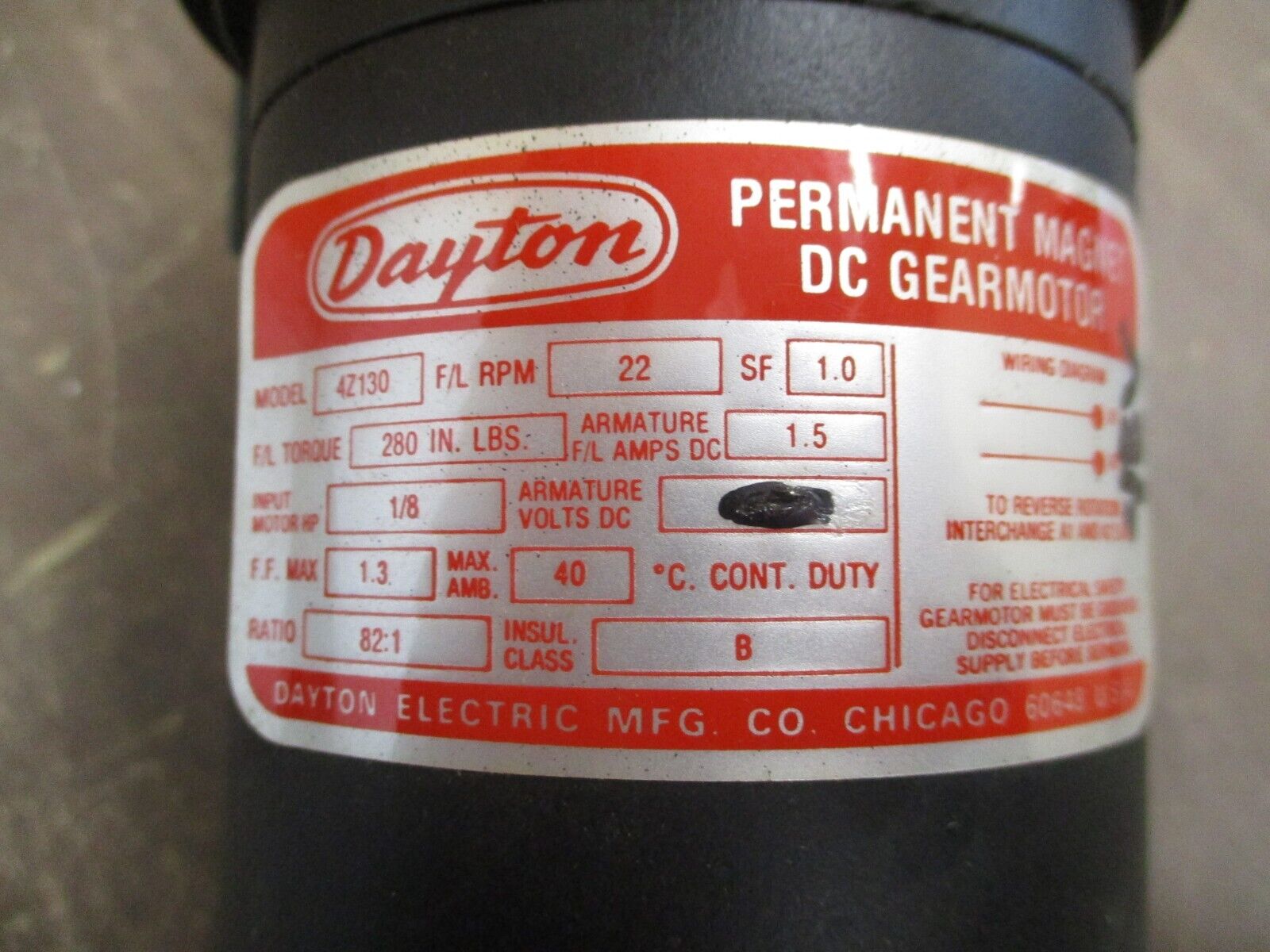 Dayton DC Gearmotor 4Z130 1/8HP 48V F/L RPM: 22 Ratio 82:1 Used