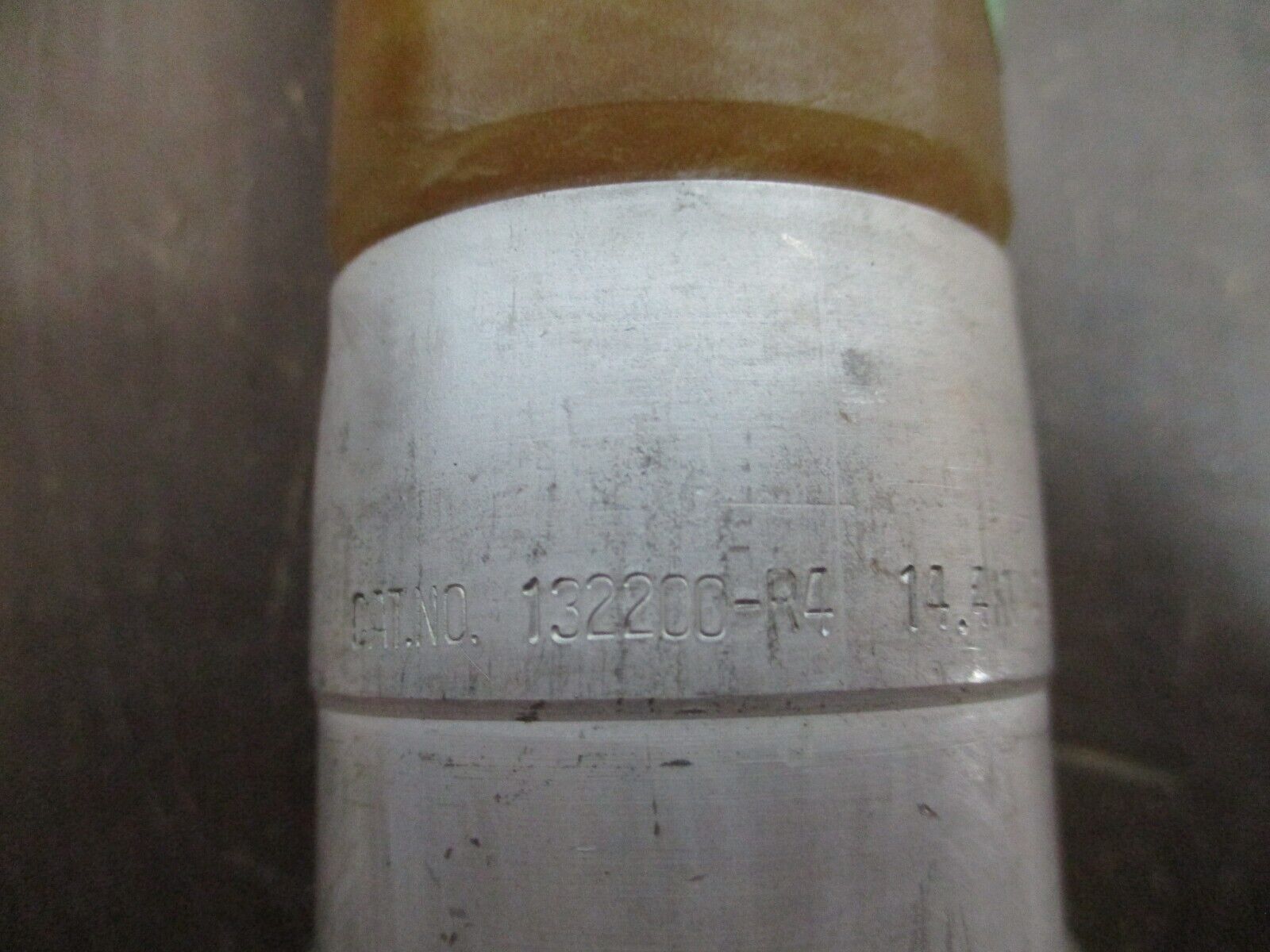 S&C SM-5 Fuse Refill Unit 132200-R4 125E 14.4kV Used