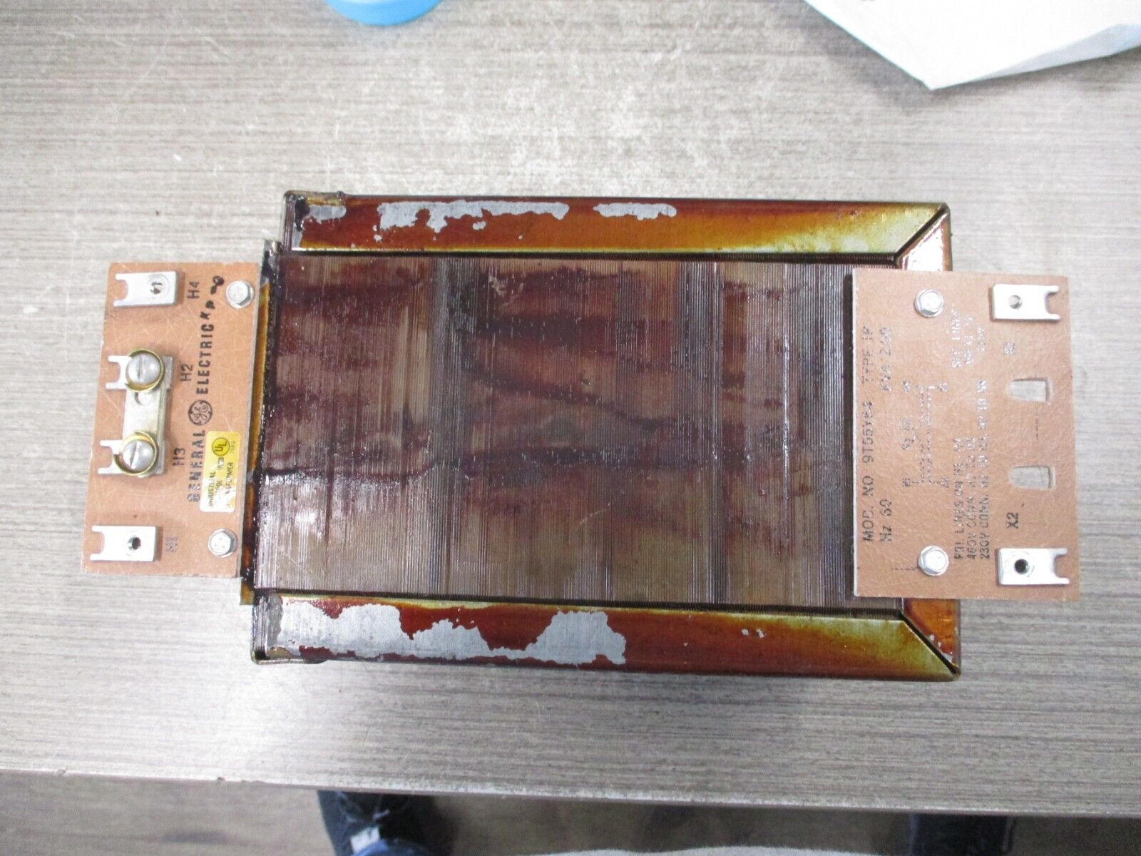 GE Transformer 9T55Y54 2kVA Pri: 230/460V Sec: 115V 60Hz