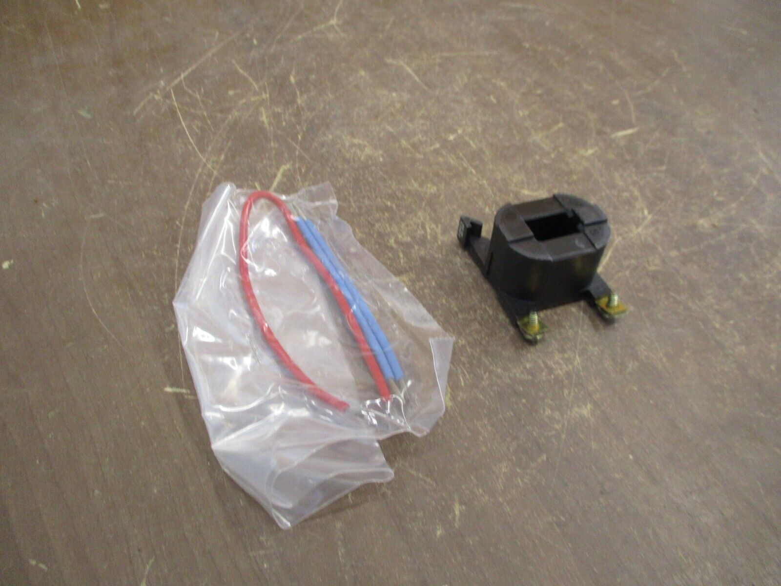 Cutler-Hammer Freedom Series DC Coil C335KD3W1 48V New Surplus