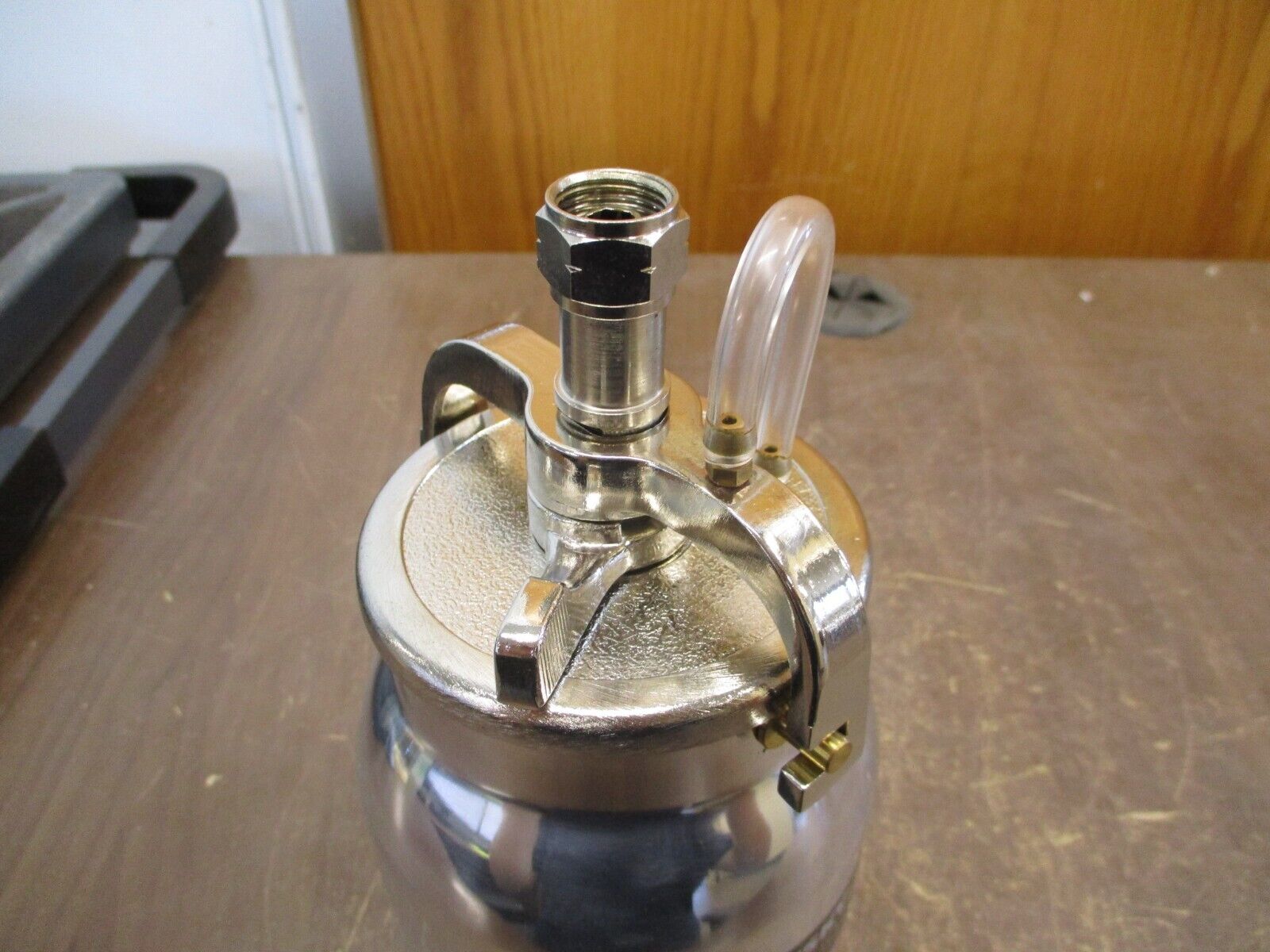 Husky Siphon Feed Spray Gun Tank H4930SSG 45PSI Max *No Box* New Surplus