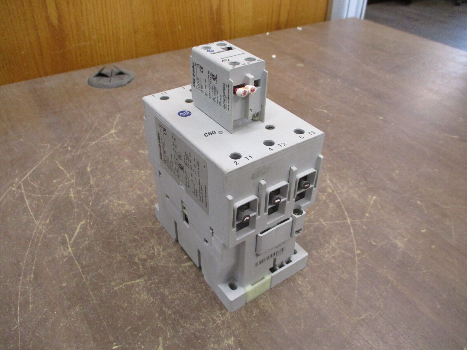 Allen-Bradley Contactor 100-C60*00 Ser. B 120V Coil 60A 600V Used