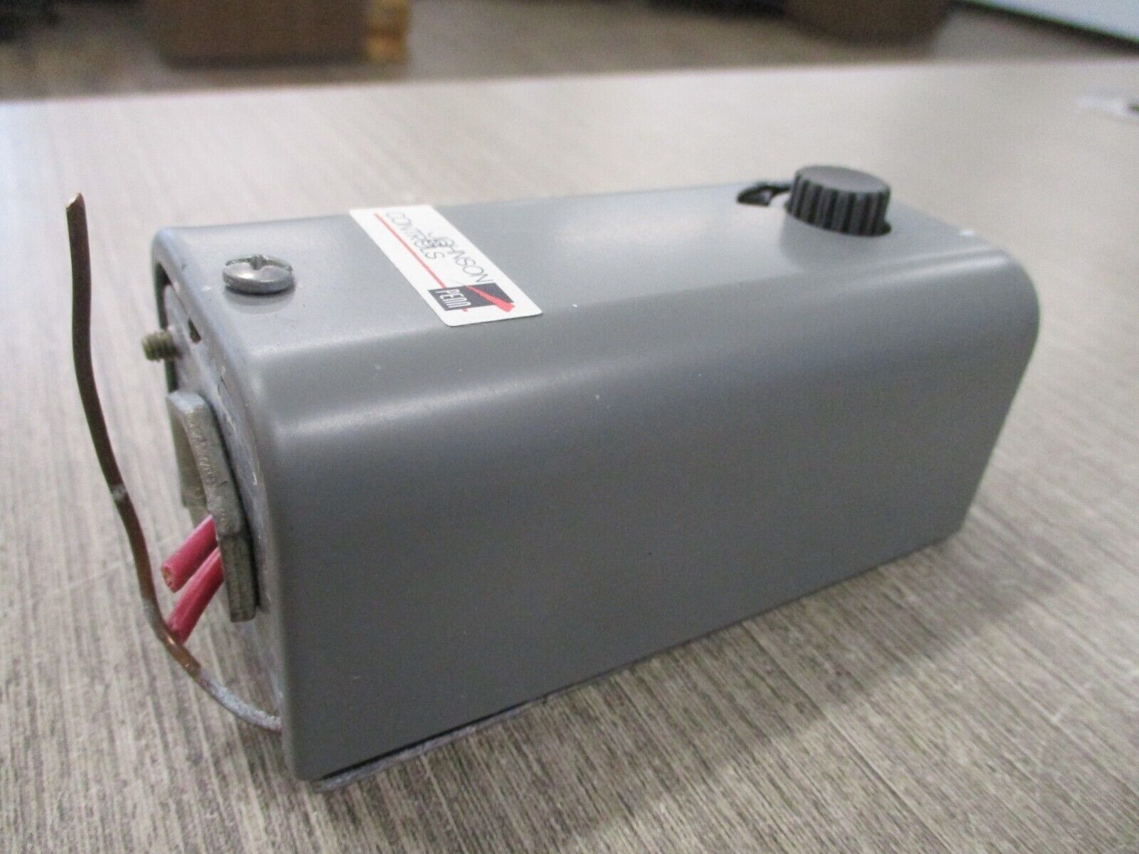 Johnson Controls Temperature Controls A19ADB-1 24/600VAC 125VA Used