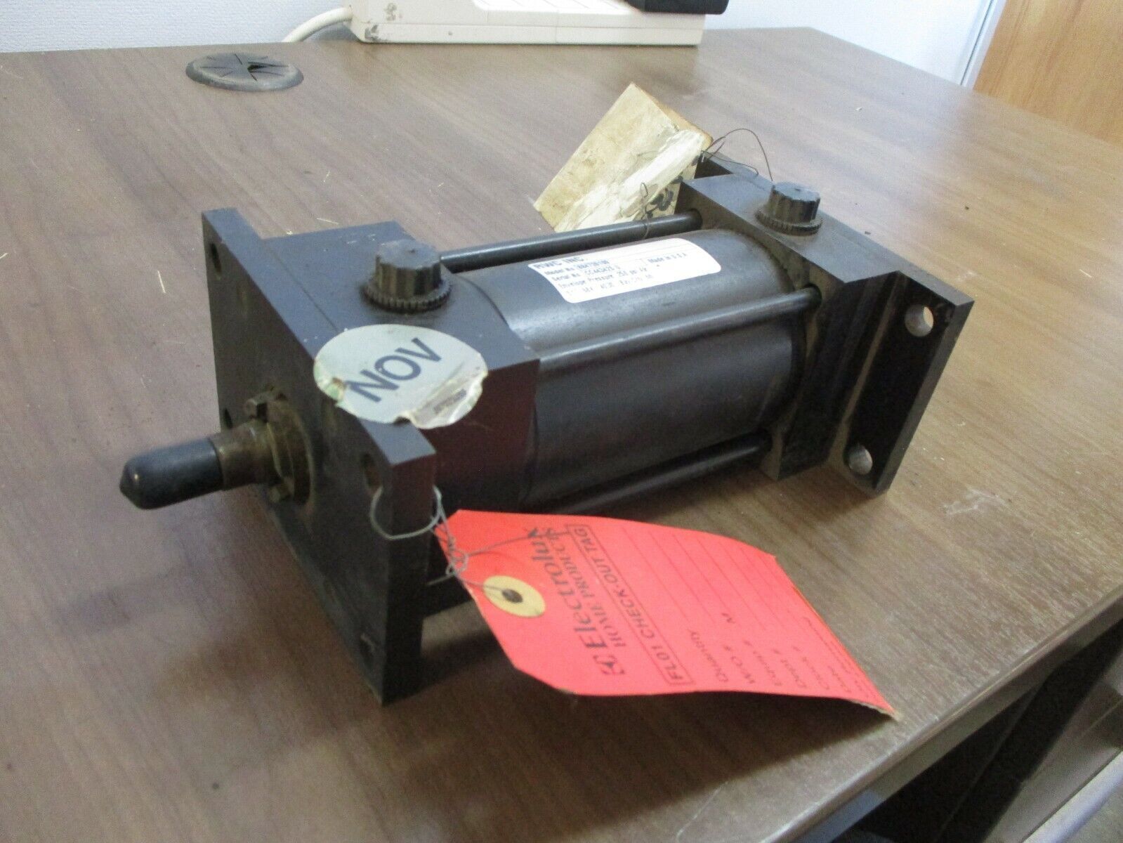 RWC Air Cylinder 884726109 250PSI Used