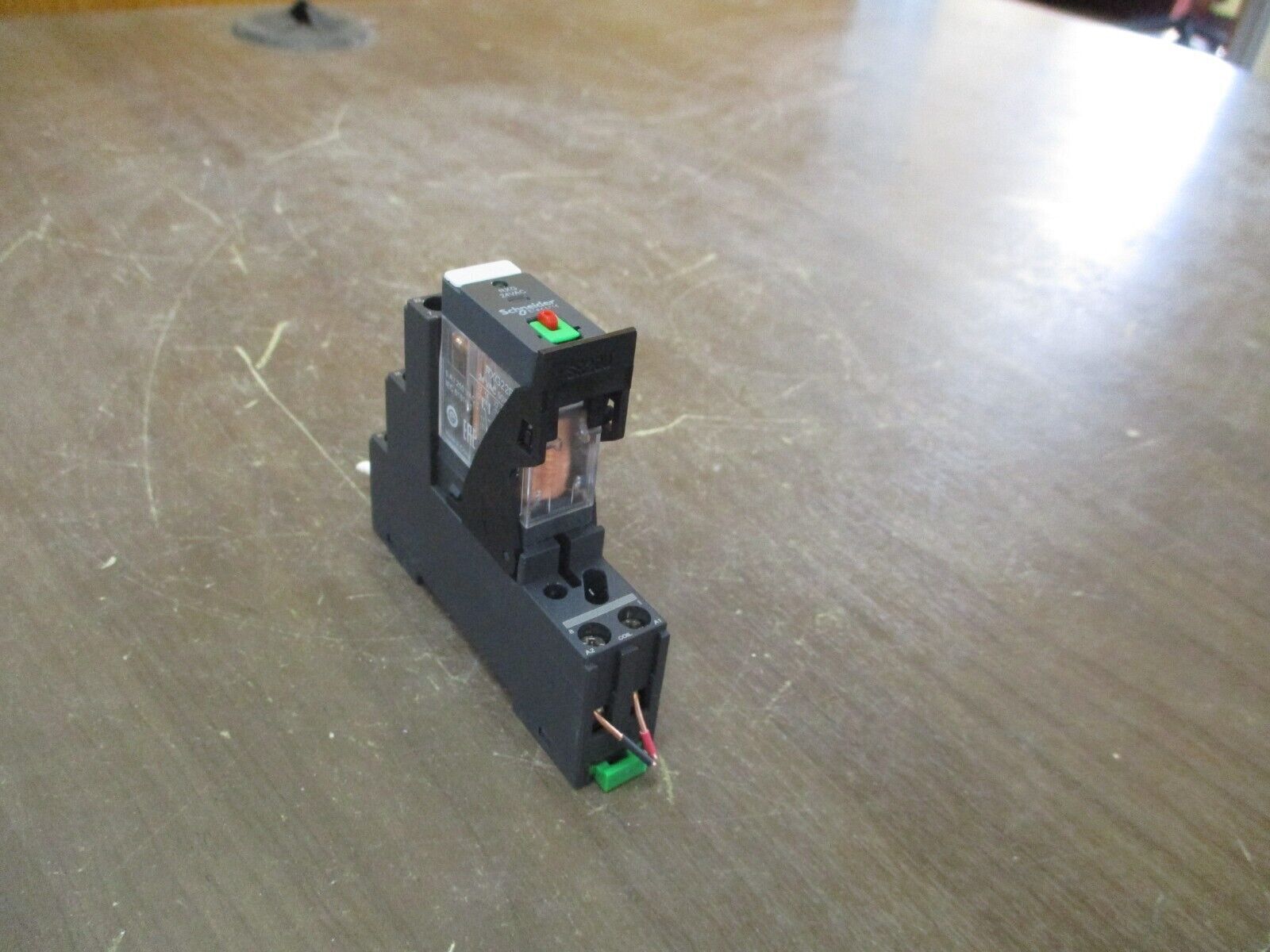 Schneider Electric Relay RXG22B7 24V Coil w/ Base Used