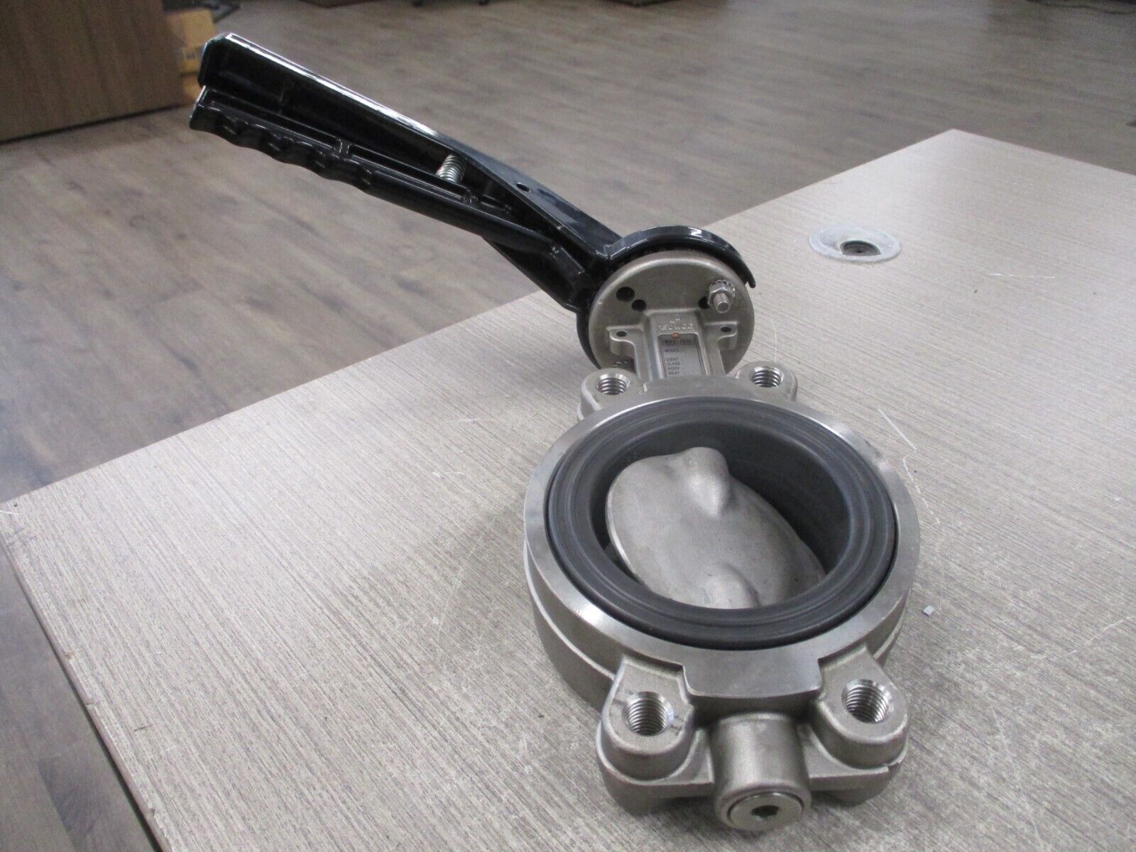 Max Seal Stainless Steel Butterfly Valve 53-SS-SS-V-N-100 4" New Surplus