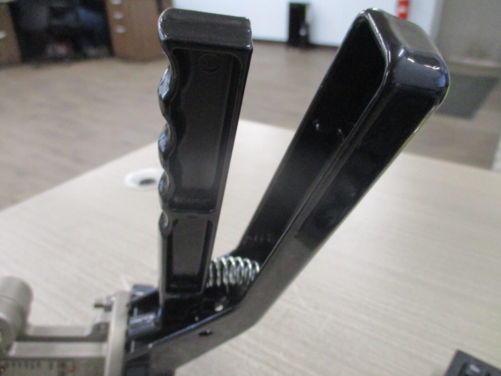 Max Seal Stainless Steel Butterfly Valve 53-SS-SS-V-N-100 4" New Surplus