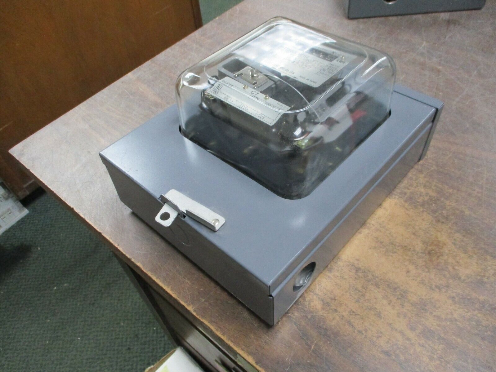 Osaki Watthour Meter 0W09HK4T 480V 60Hz 3Ph 3W Used