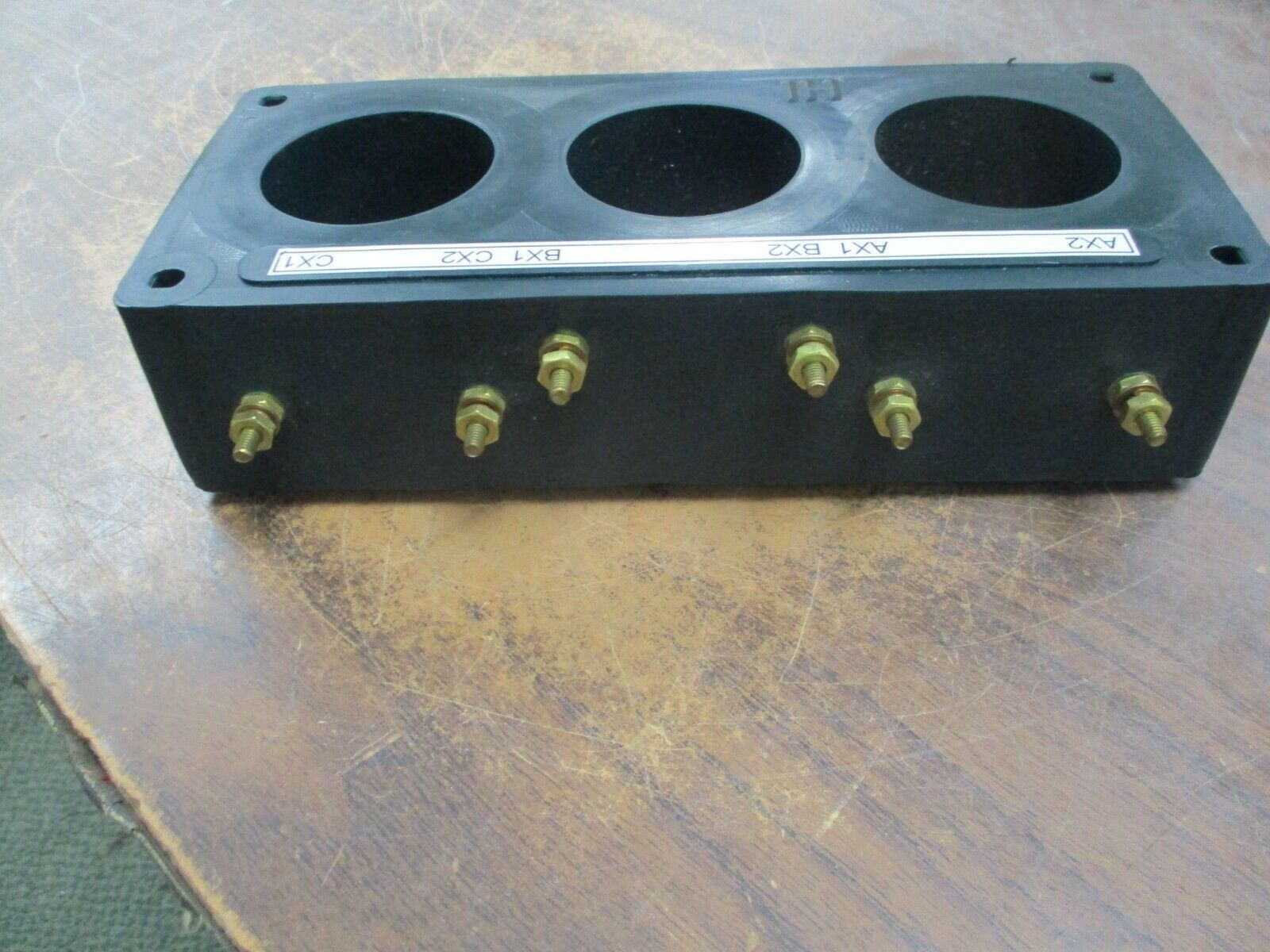 EMC Current Transformer 3P2127-1200-2.4 Ratio 1200:2.4A 600V 10kV BIL 50-400Hz