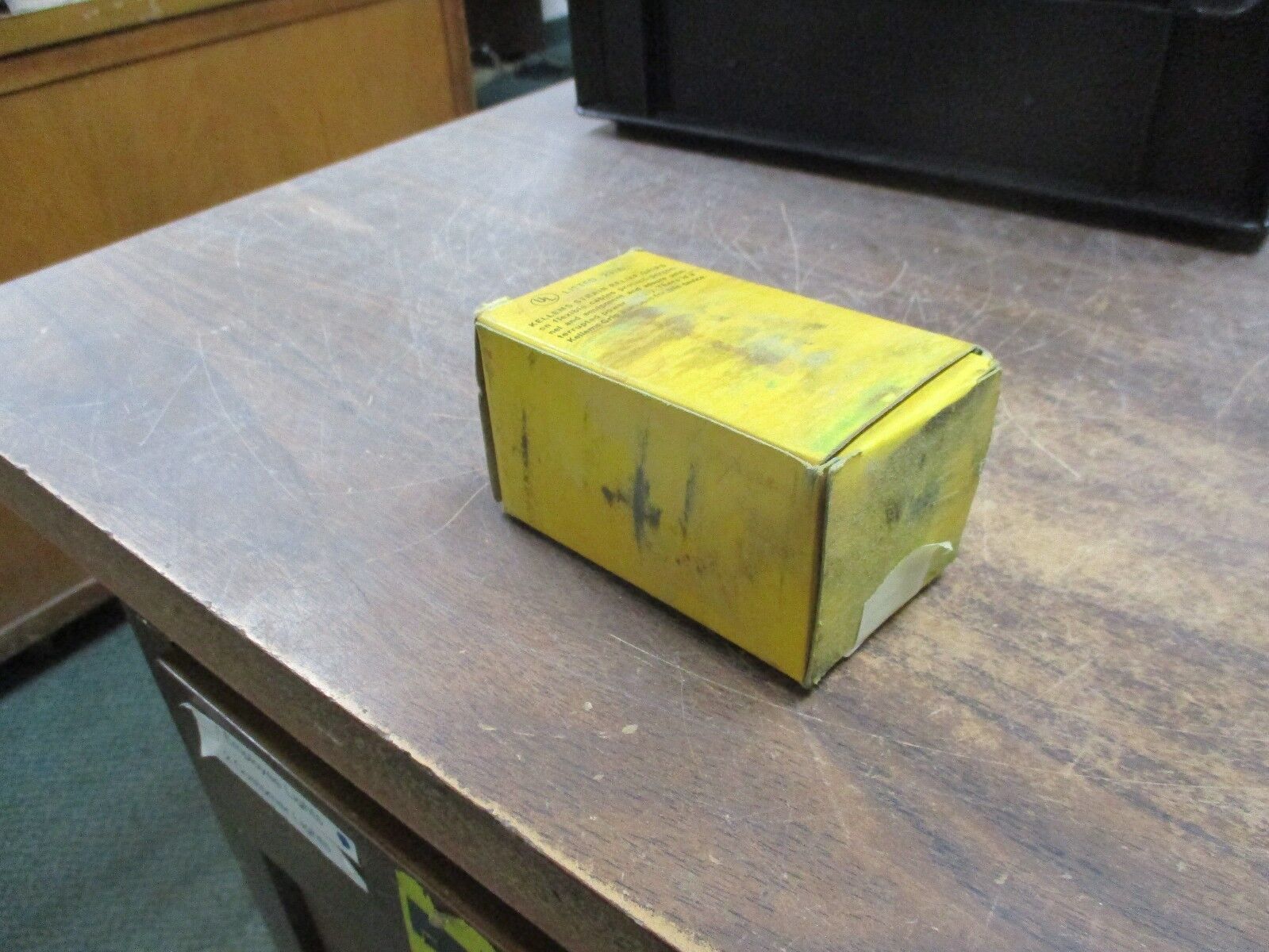 Hubbell Twist Lock Connector HBL3433 New Surplus