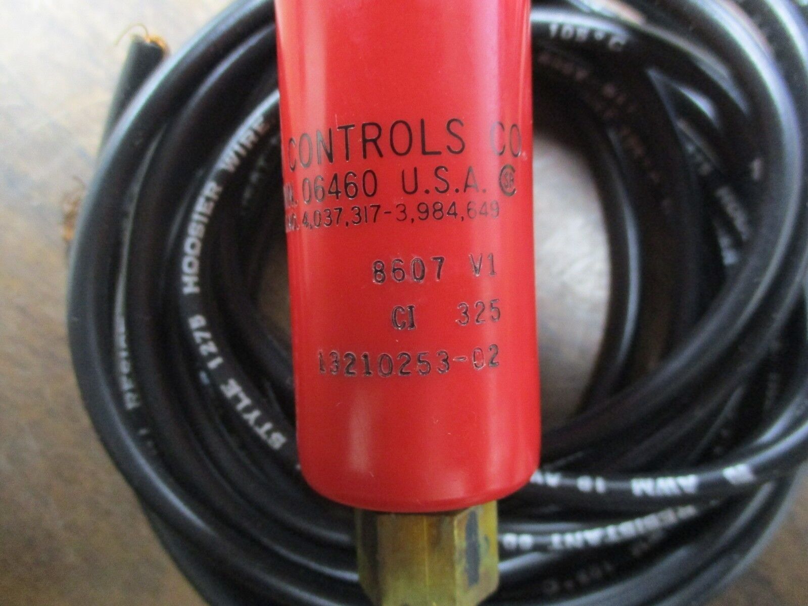 Robertshaw Controls Pressure Control MG21-1046 Used