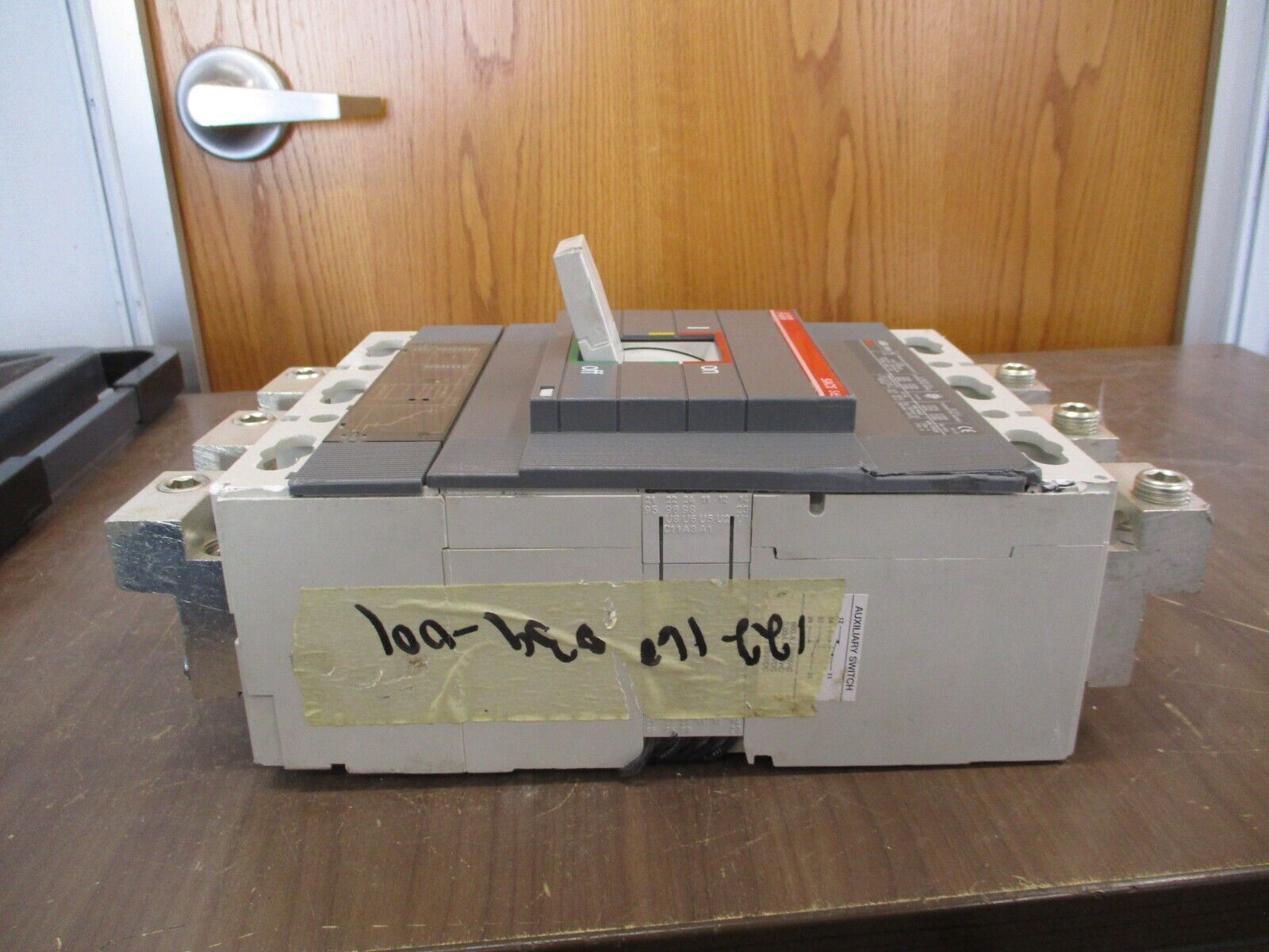 ABB SACE S6 Circuit Breaker S6N PR211 600A 600V *No Terminal Covers* Used