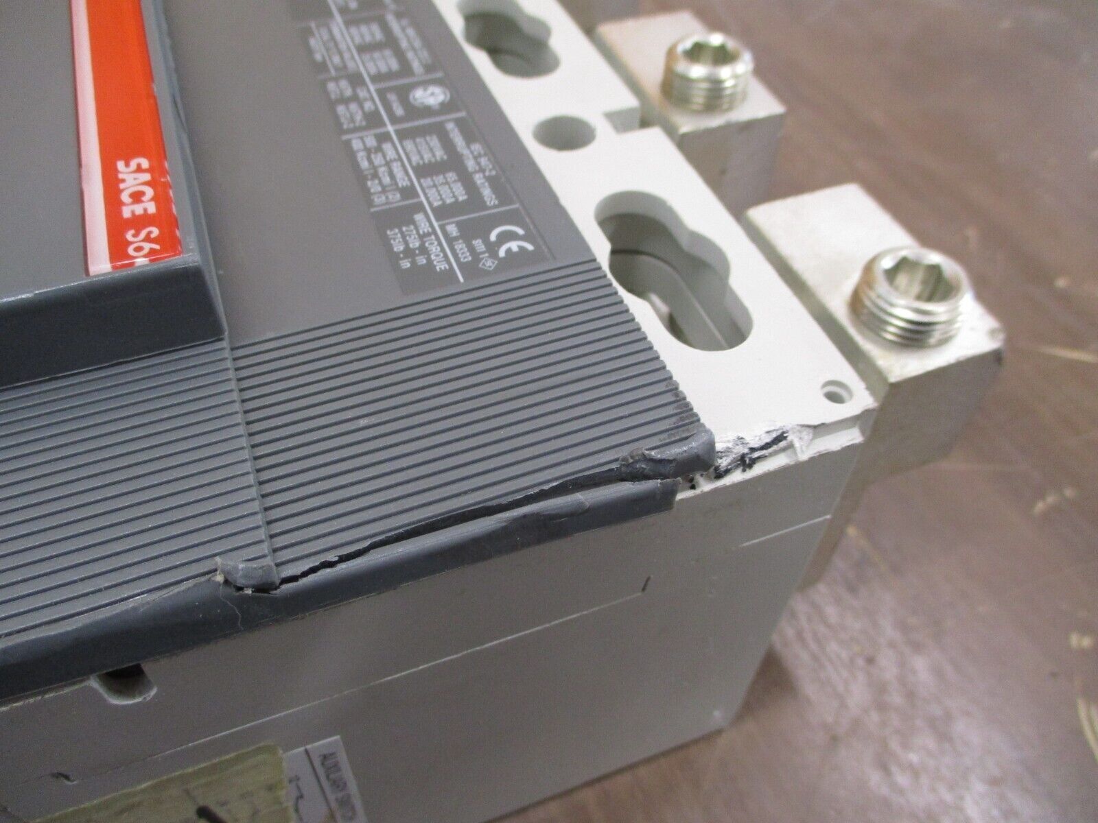 ABB SACE S6 Circuit Breaker S6N PR211 600A 600V *No Terminal Covers* Used