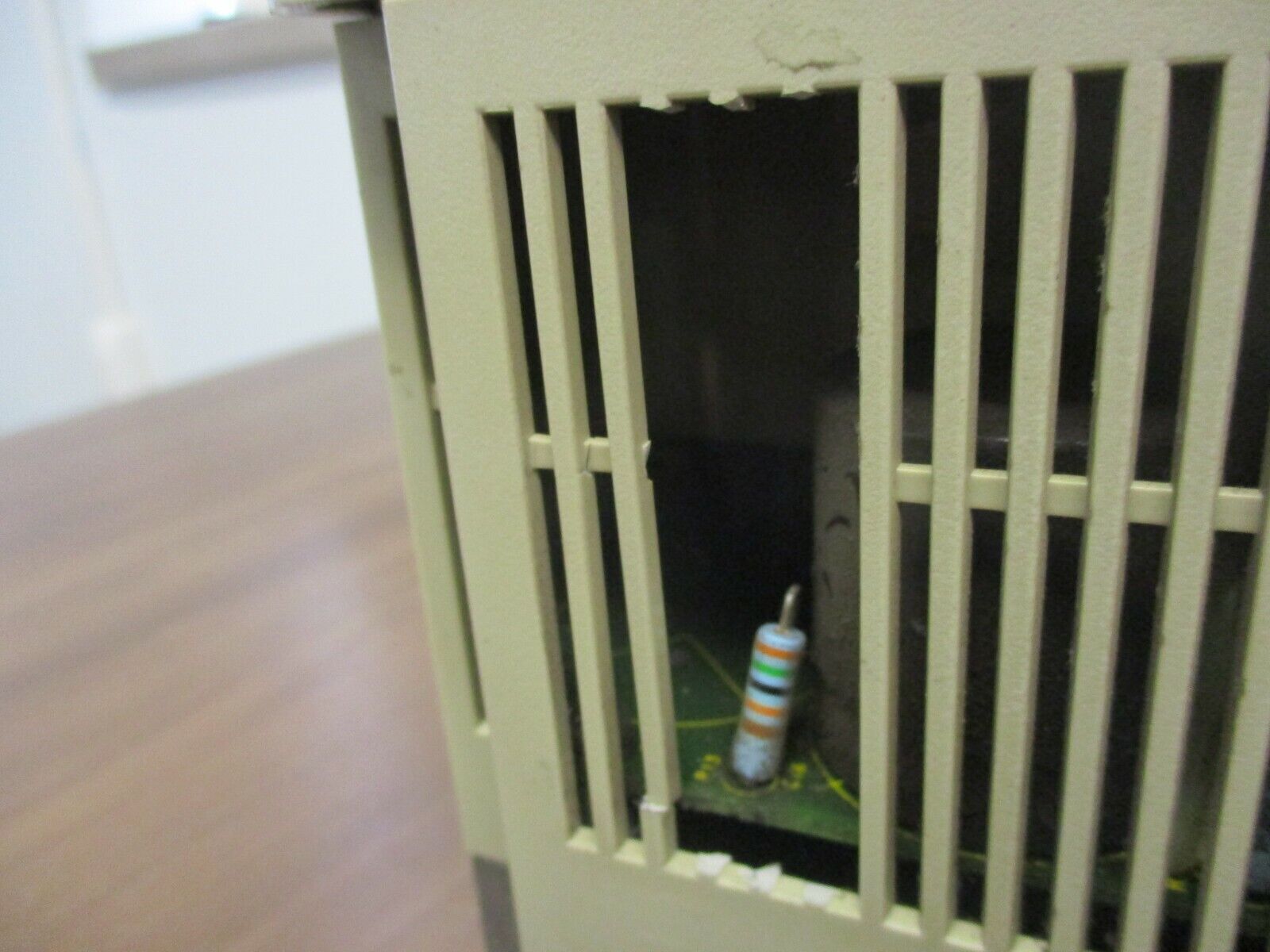 Allen-Bradley 1305 AC Drive 1305-BA03A-HA2 1HP *Chipped Side* Used