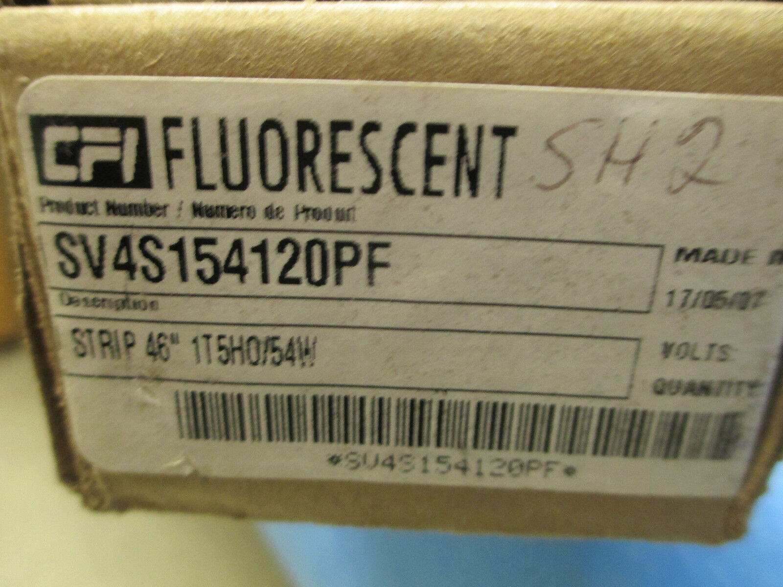 CFI Fluorescent 46" Strip SV4S154120PF *New In Box*