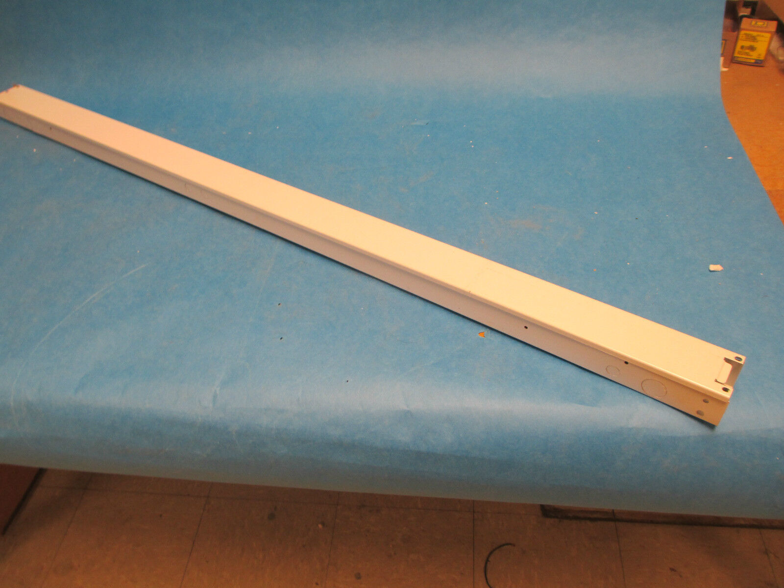 CFI Fluorescent 46" Strip SV4S154120PF *New In Box*