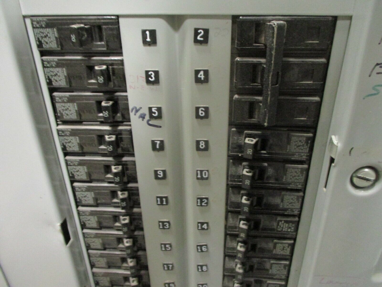 ITE Main Breaker Circuit Breaker Panel CDP-7 225A Max 208Y/120 3Ph 4W Used