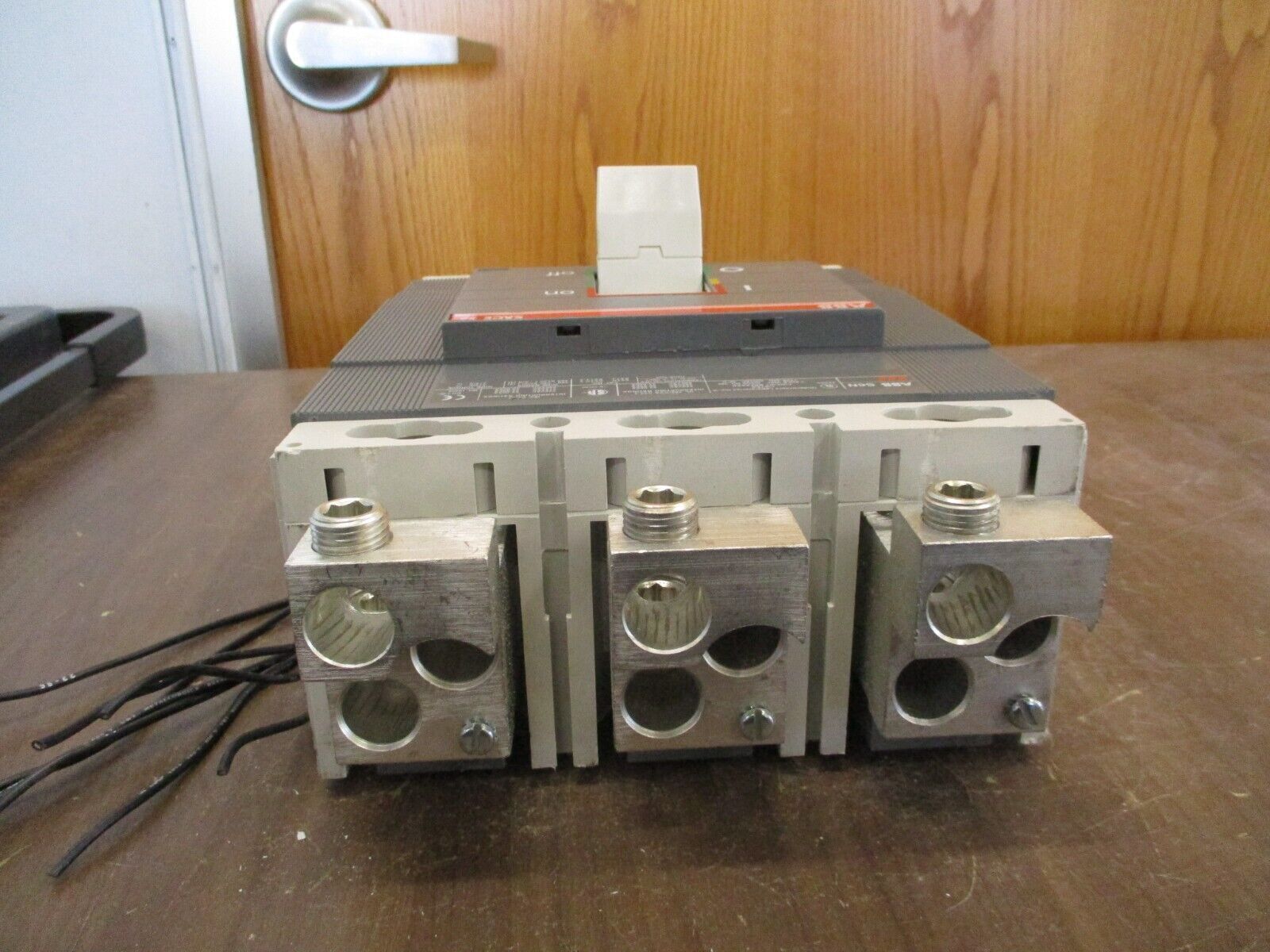 ABB SACE S6 Circuit Breaker S6N PR211 600A 600V *No Terminal Covers* Used