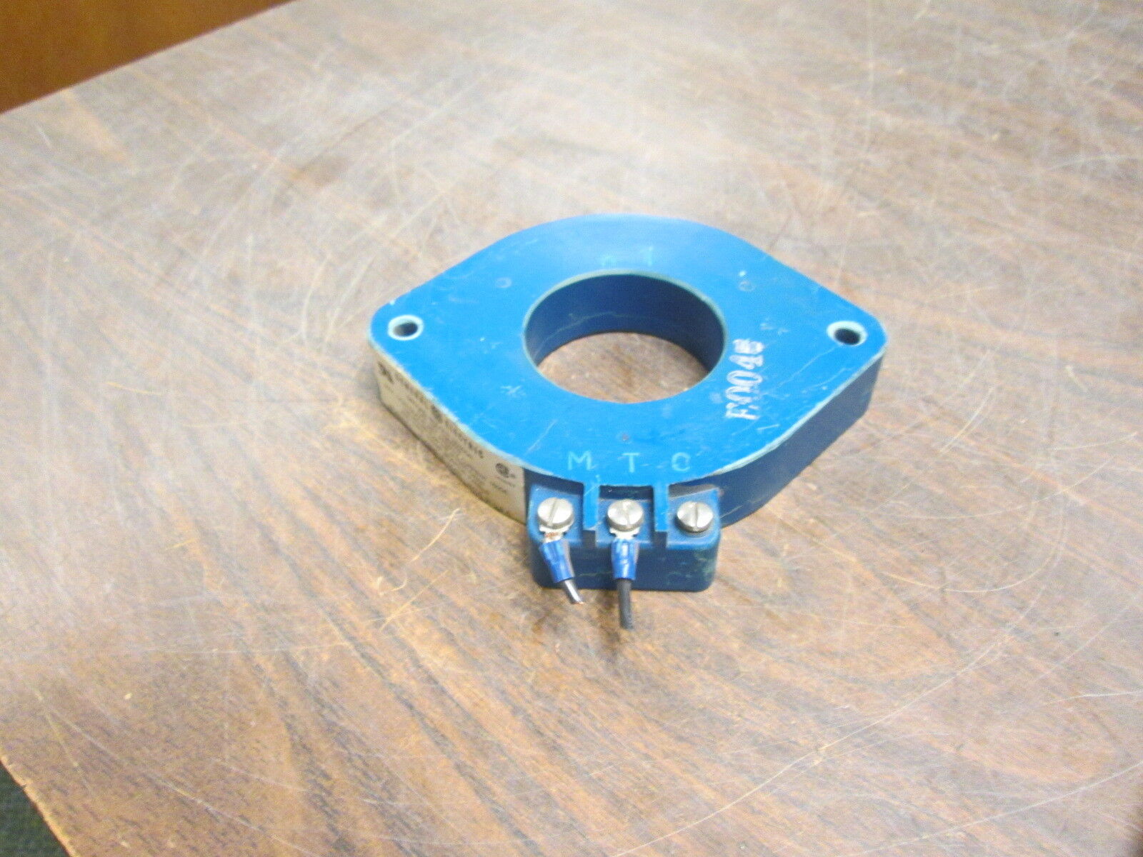 GE Ground Break Sensor TGS0002 For Type TGSR Relays 1600A Used