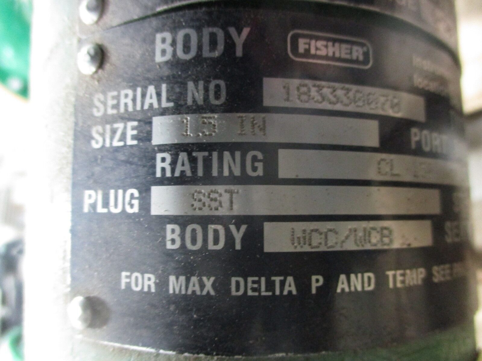 Fisher Diaphragm Control Valve w/ Positioner 667 / EZ Type 582i Positioner Used