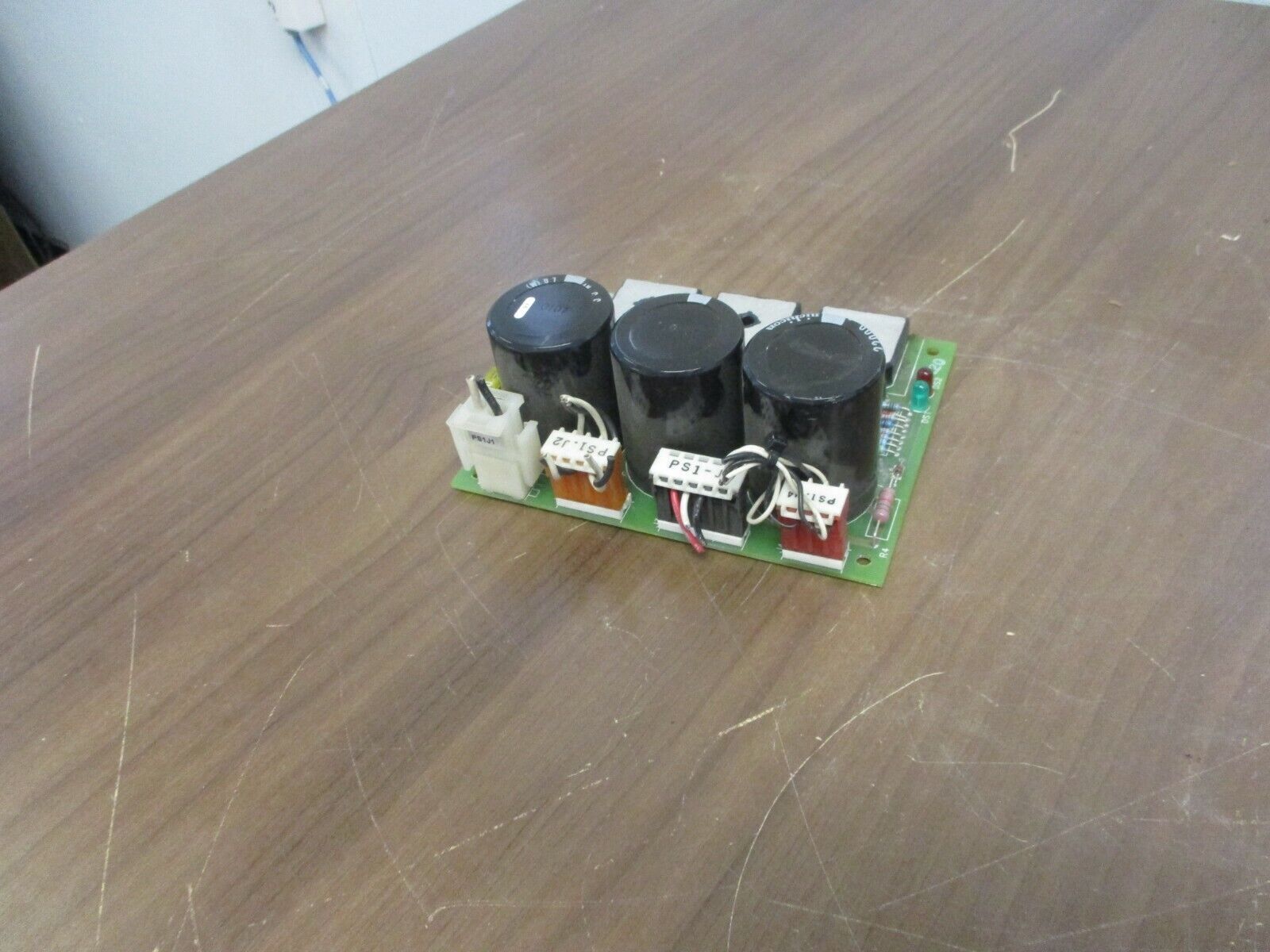 Eaton Power Supply Board 101073073-001 Rev. C00 20A 32V Used