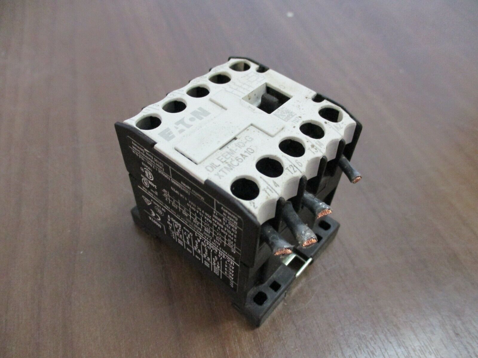 Eaton, Contact, part#: XTMC6A10, 24VDC coil, 15A, 600V, used