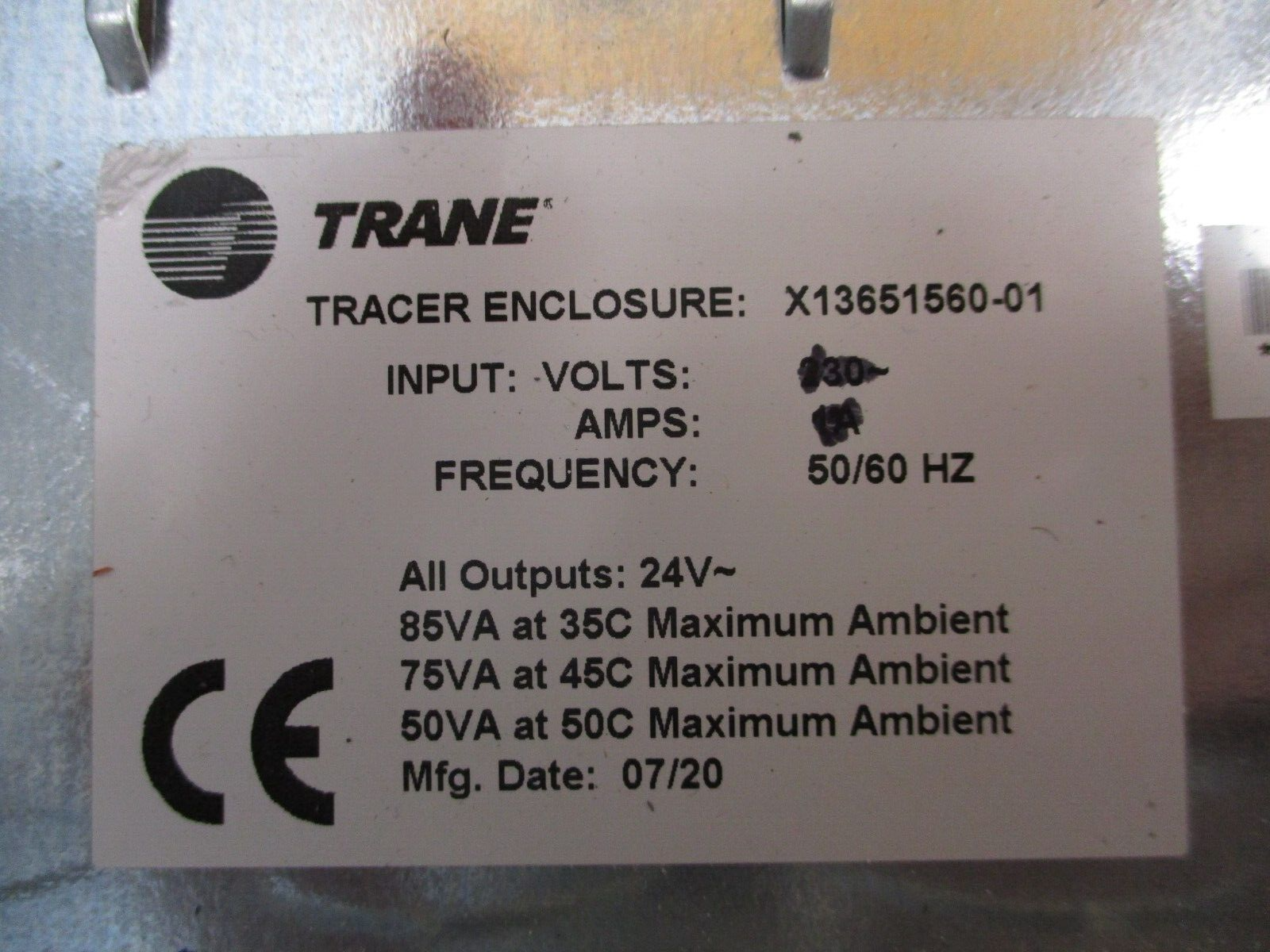 Trane Tracer Control Unit X13651560-01 Output: 24VAC *One Door Magnet* Used