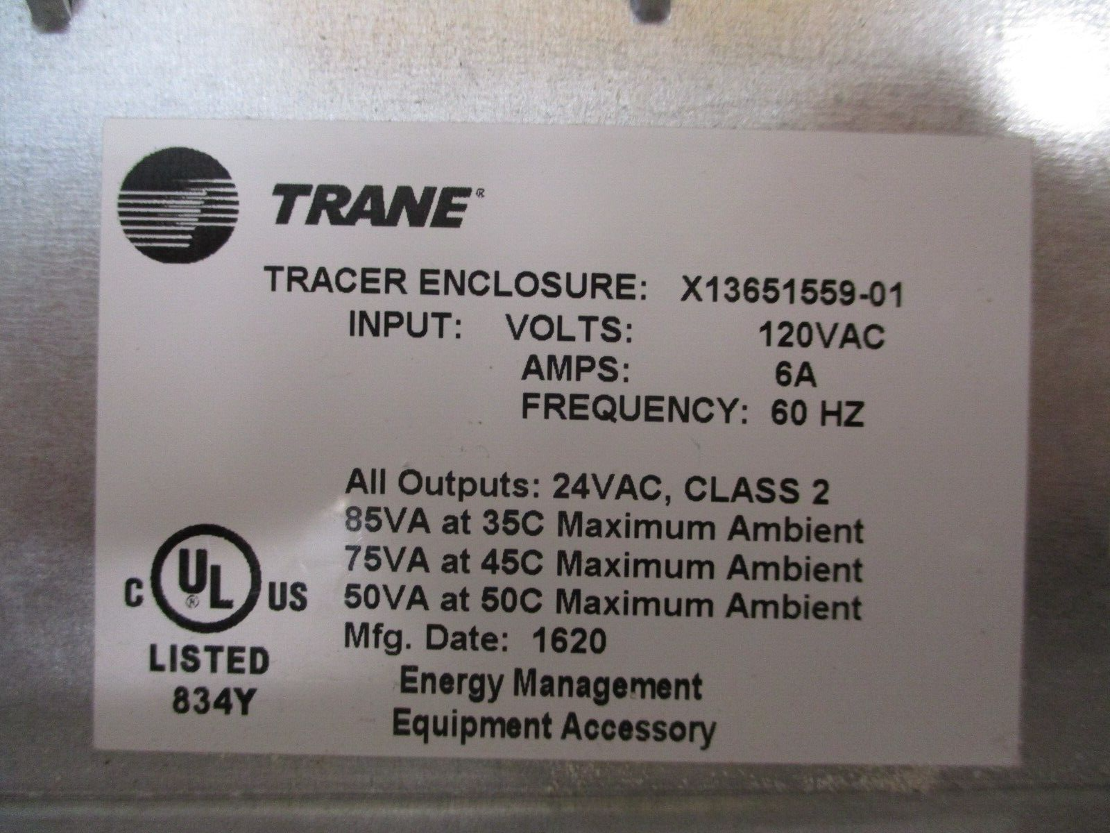 Trane Tracer Control Unit X13651559-01 Output: 24VAC *One Door Magnet* Used