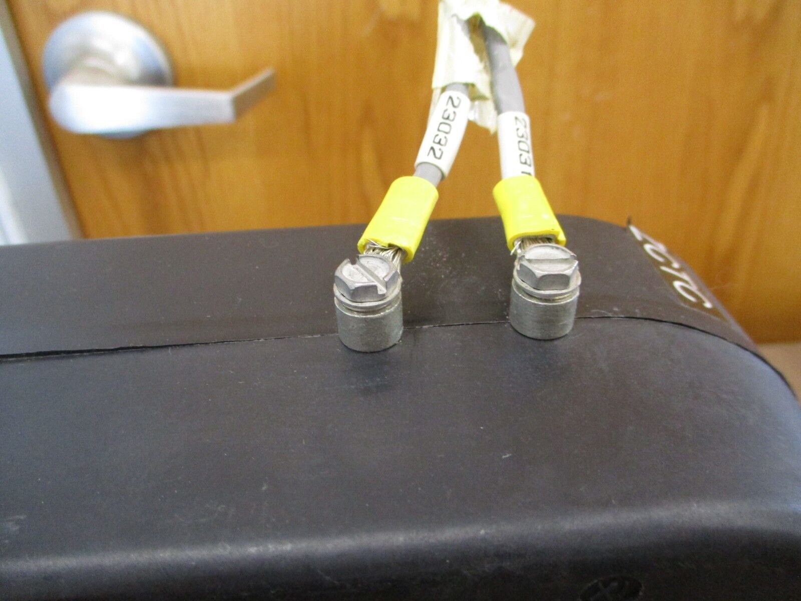 Square D Current Transformer 140R-502-001 Ratio 5000:1A 600V 25-400Hz 10kV BIL