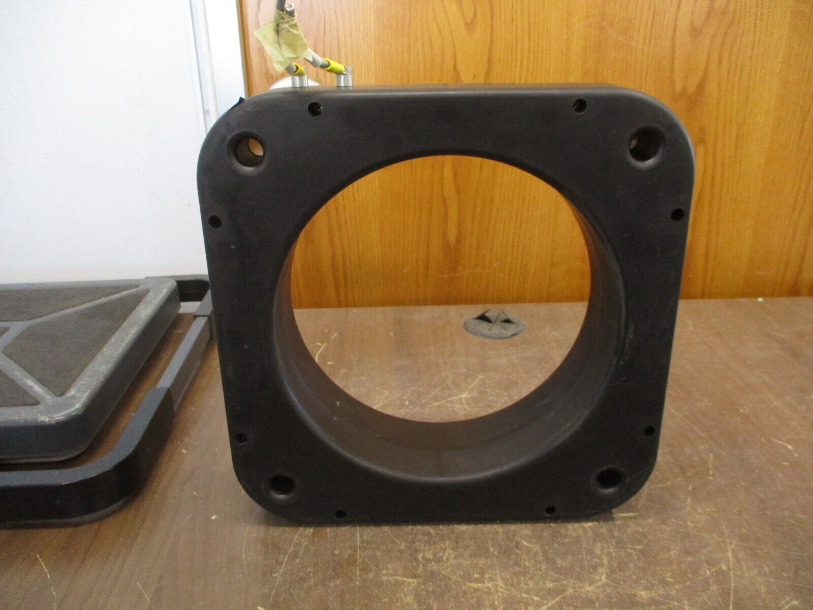 Square D Current Transformer 140R-502-001 Ratio 5000:1A 600V 25-400Hz 10kV BIL