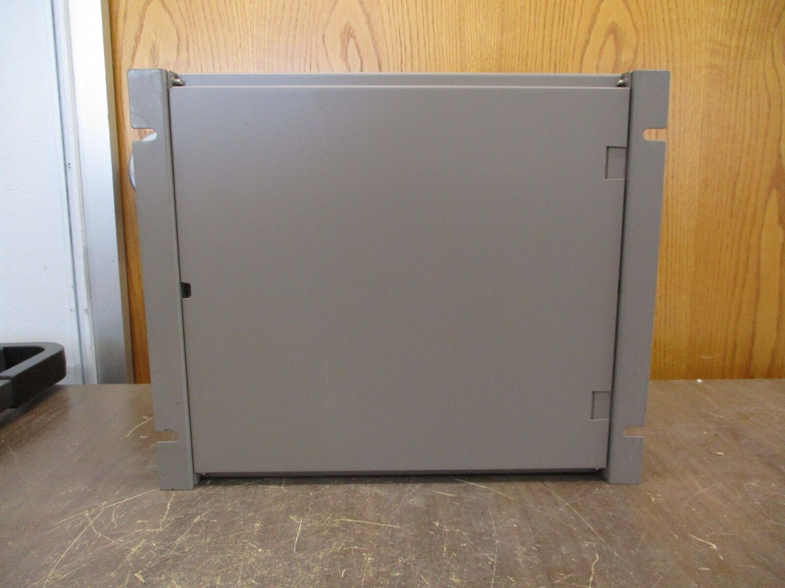 Siemens I/O Chassis 505-6508 8-Slot Used