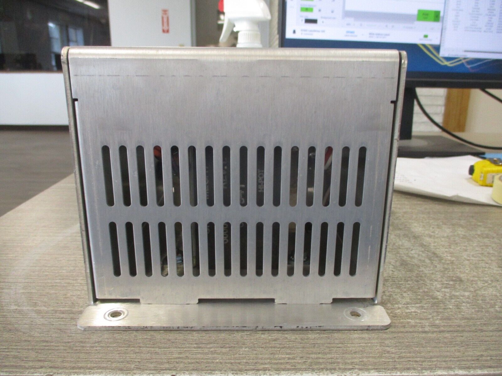 Sens EnerGenius Battery Charger NRG22-10-RC Input: 120/208-240V /60Hz /1PH /6/3A