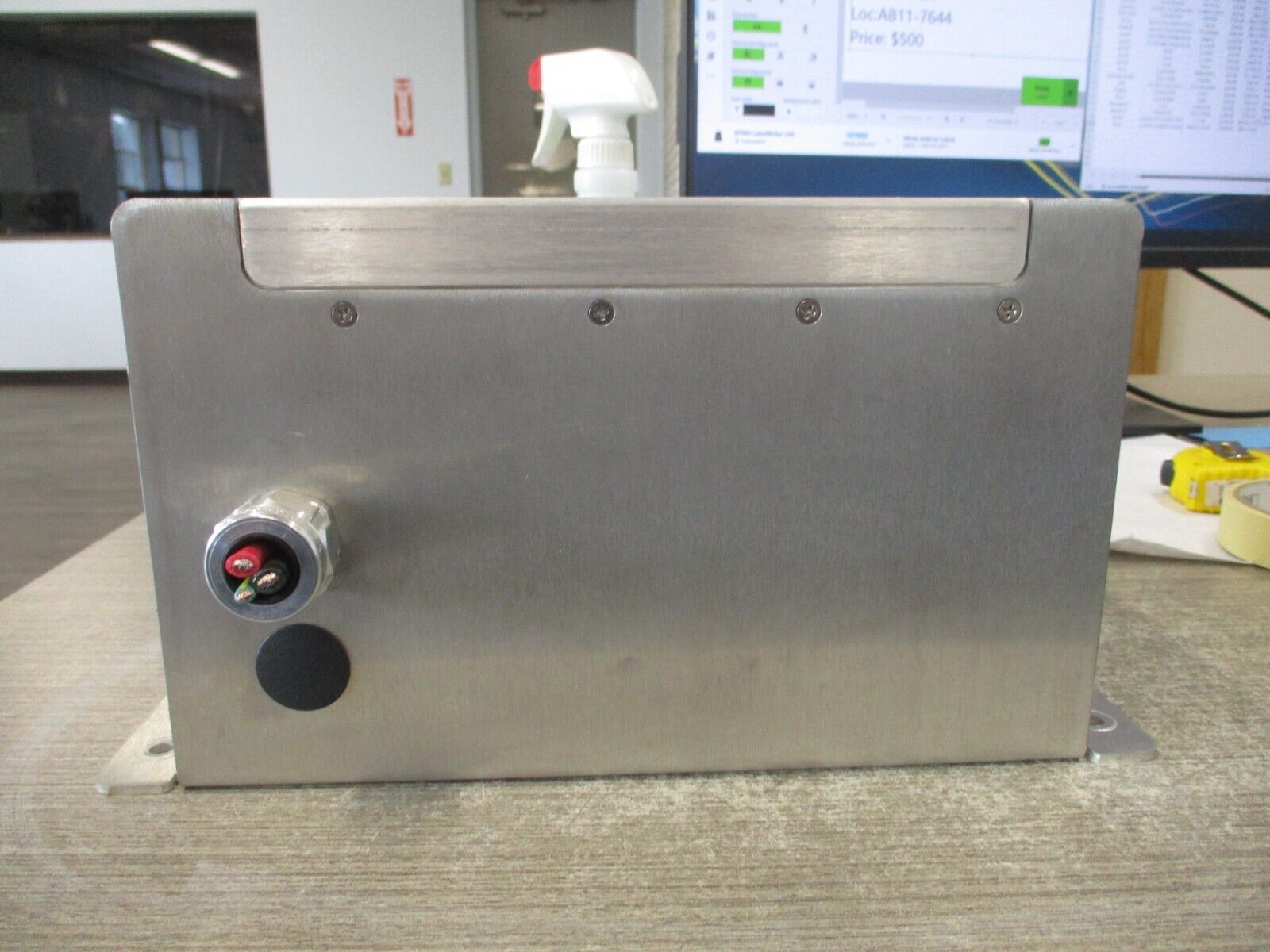 Sens EnerGenius Battery Charger NRG22-10-RC Input: 120/208-240V /60Hz /1PH /6/3A