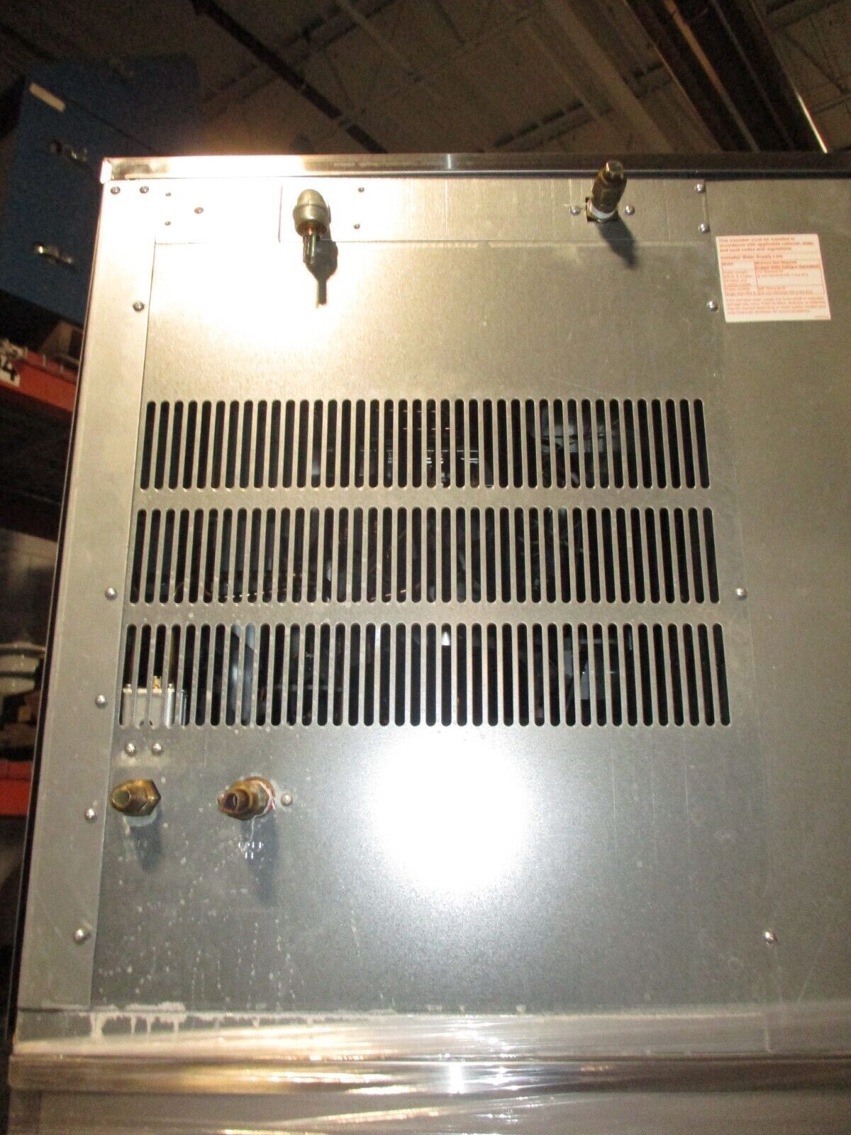 Hoshizaki Ice Maker w/ Storage Bin KM-1301SWH / B-1150SS 208-230V 60Hz 1Ph Used