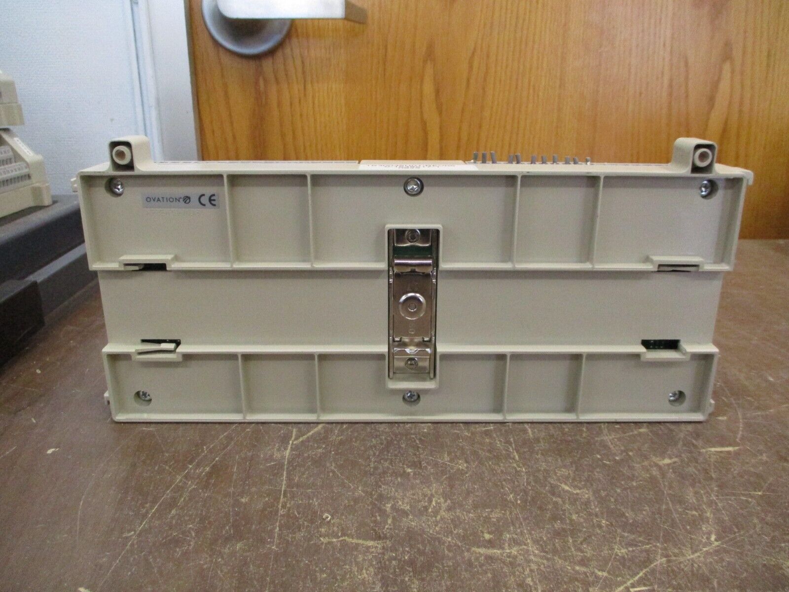 Emerson Ovation Process Control Base 1B30035H01 Rev. 05 Used