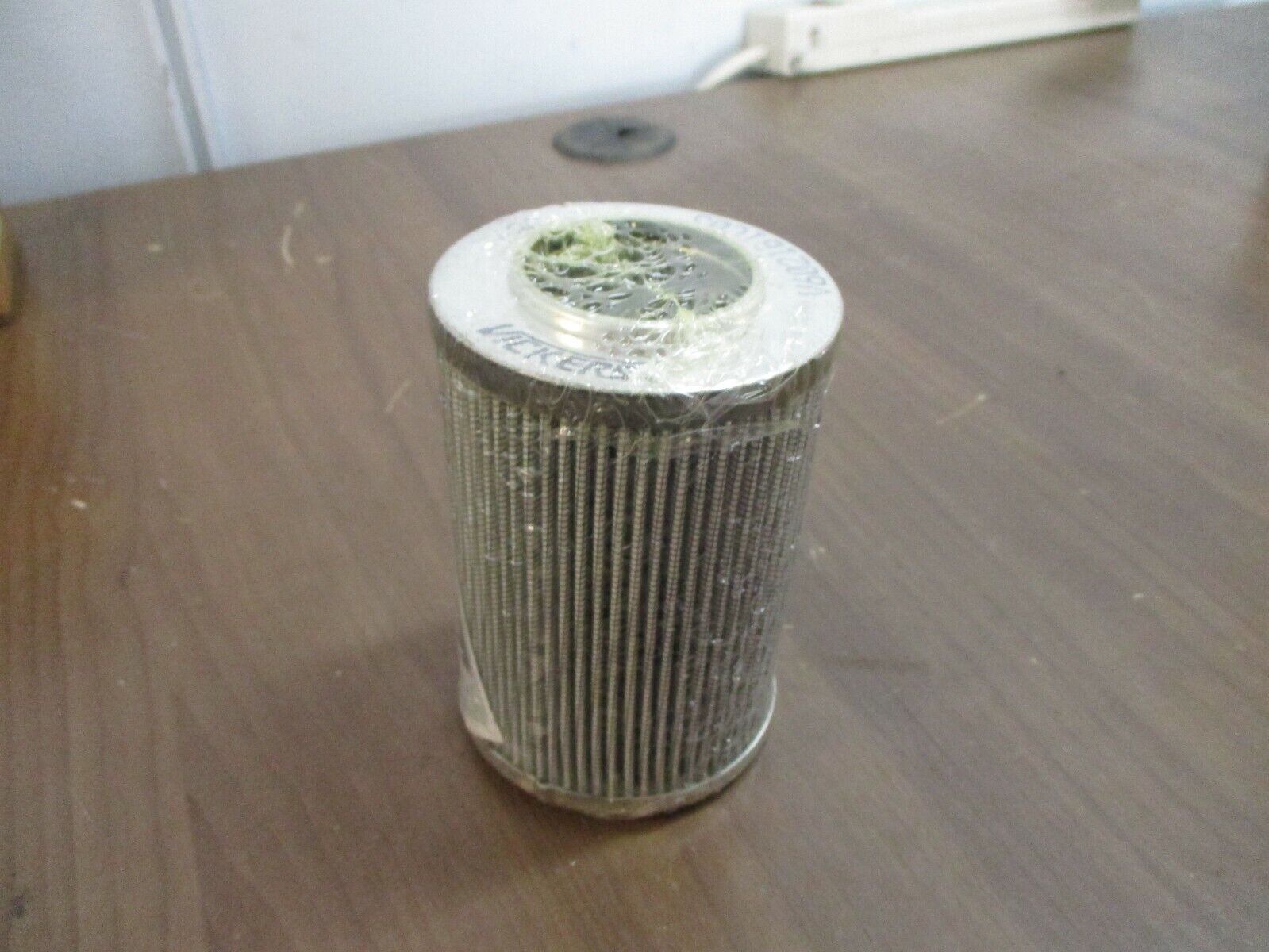 Vickers Filter Element V6021B1C03 New Surplus