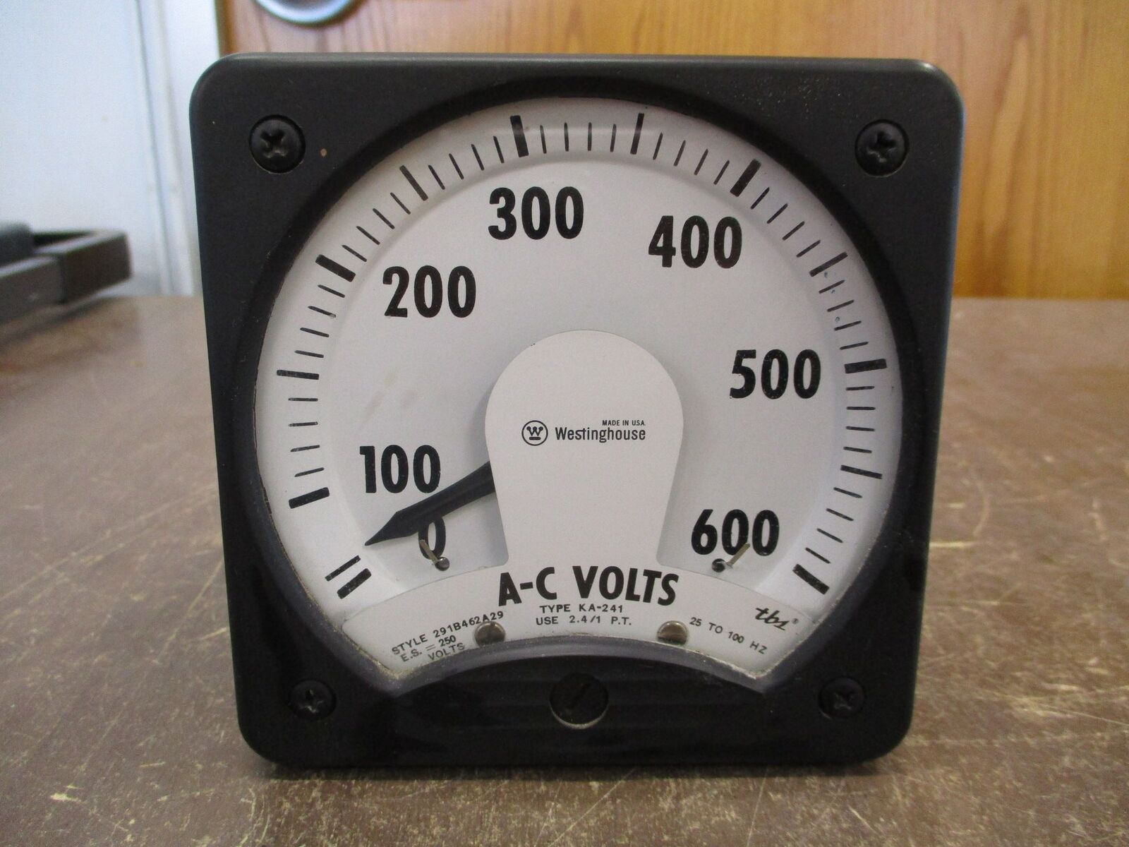 Westinghouse Type KA-24 AC Volt Meter 291B462A29 Range: 0-600V 25-100Hz Used