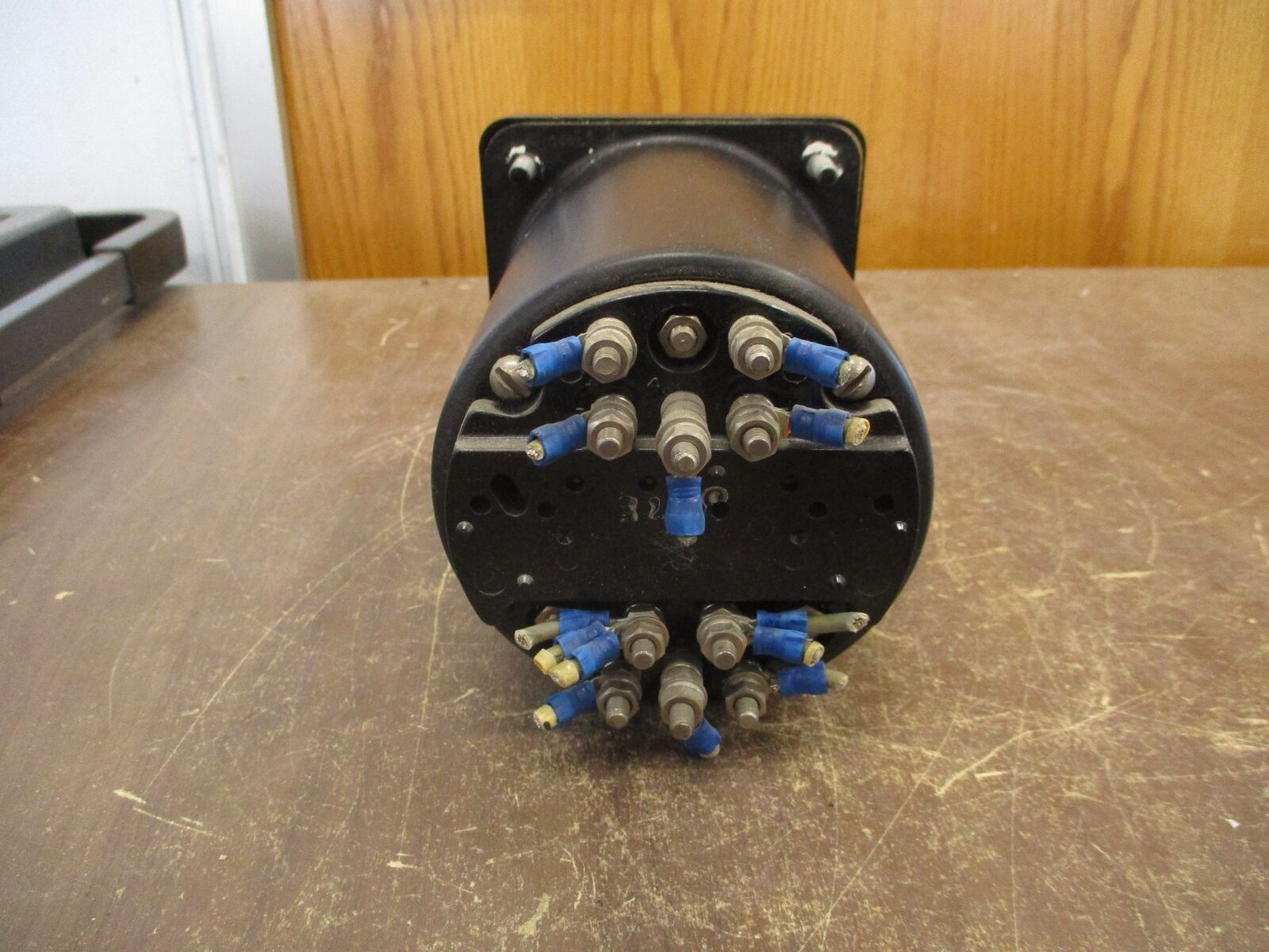 Westinghouse Type KP-241 AC Kilowatt Meter 3-50552 Range: 0-600KW 120V 60Hz Used