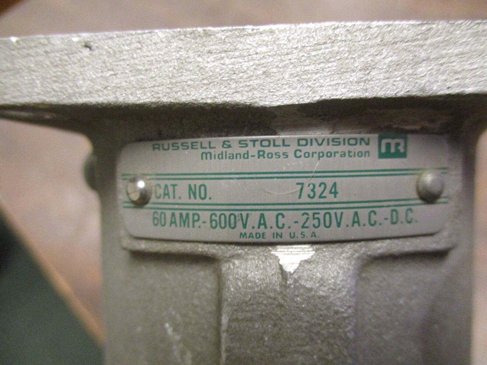 Russell & Stoll Receptacle 7324 60A 600V *Missing Cap* *Missing (1) Screw* Used