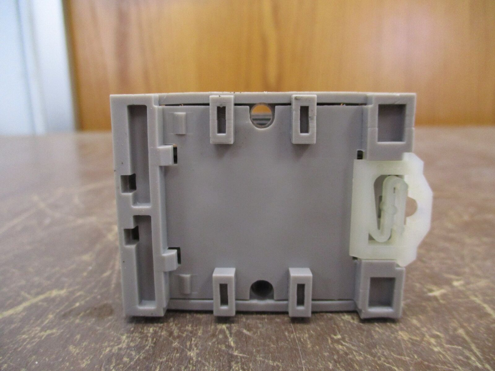 GE Relay CR420KPC022J 120V Coil w/ Base Used