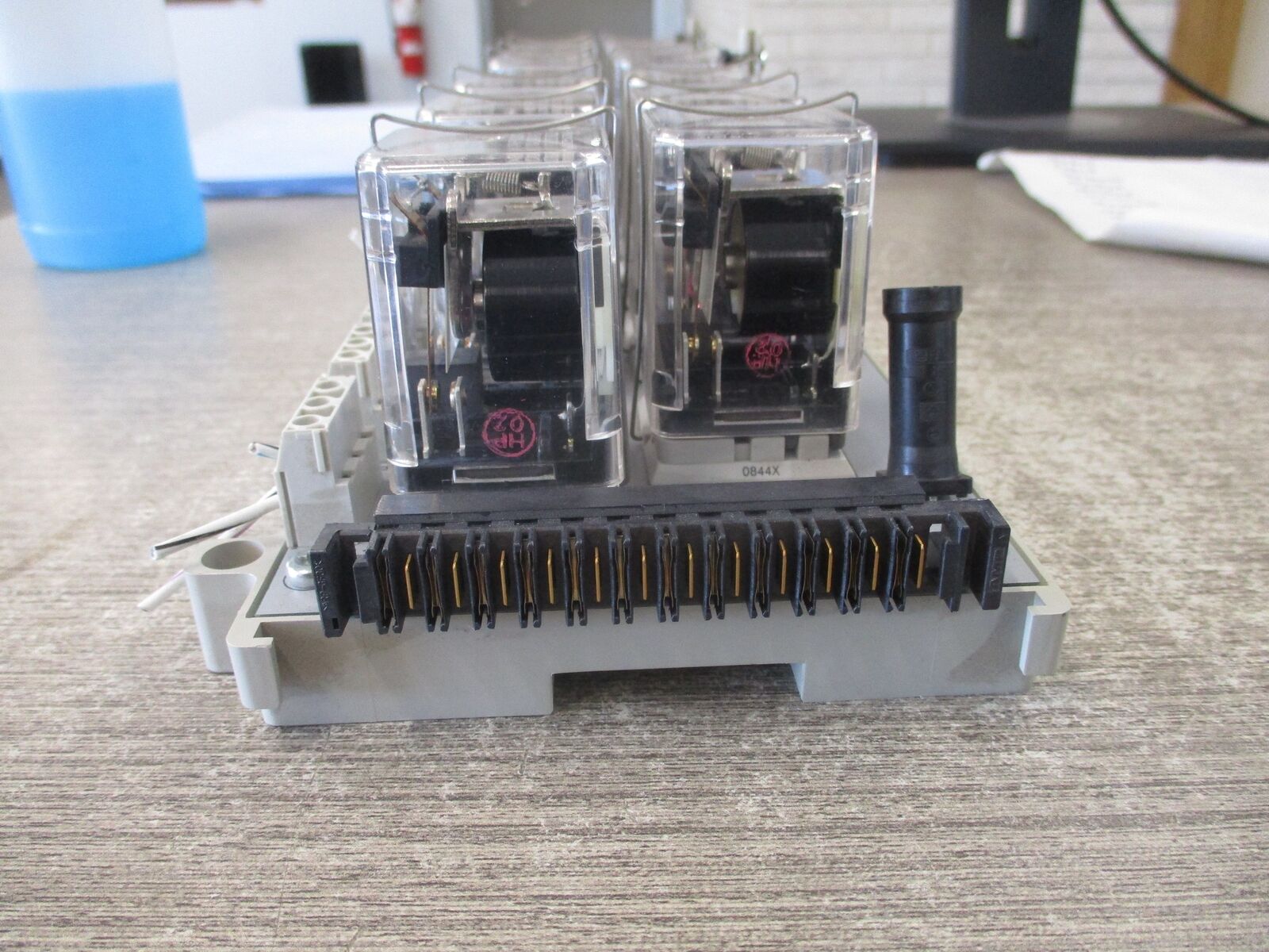 Emerson Ovation Relay Assembly 5A26458G05 Rev. 09 *Loose mount* *Broken Clip* Us