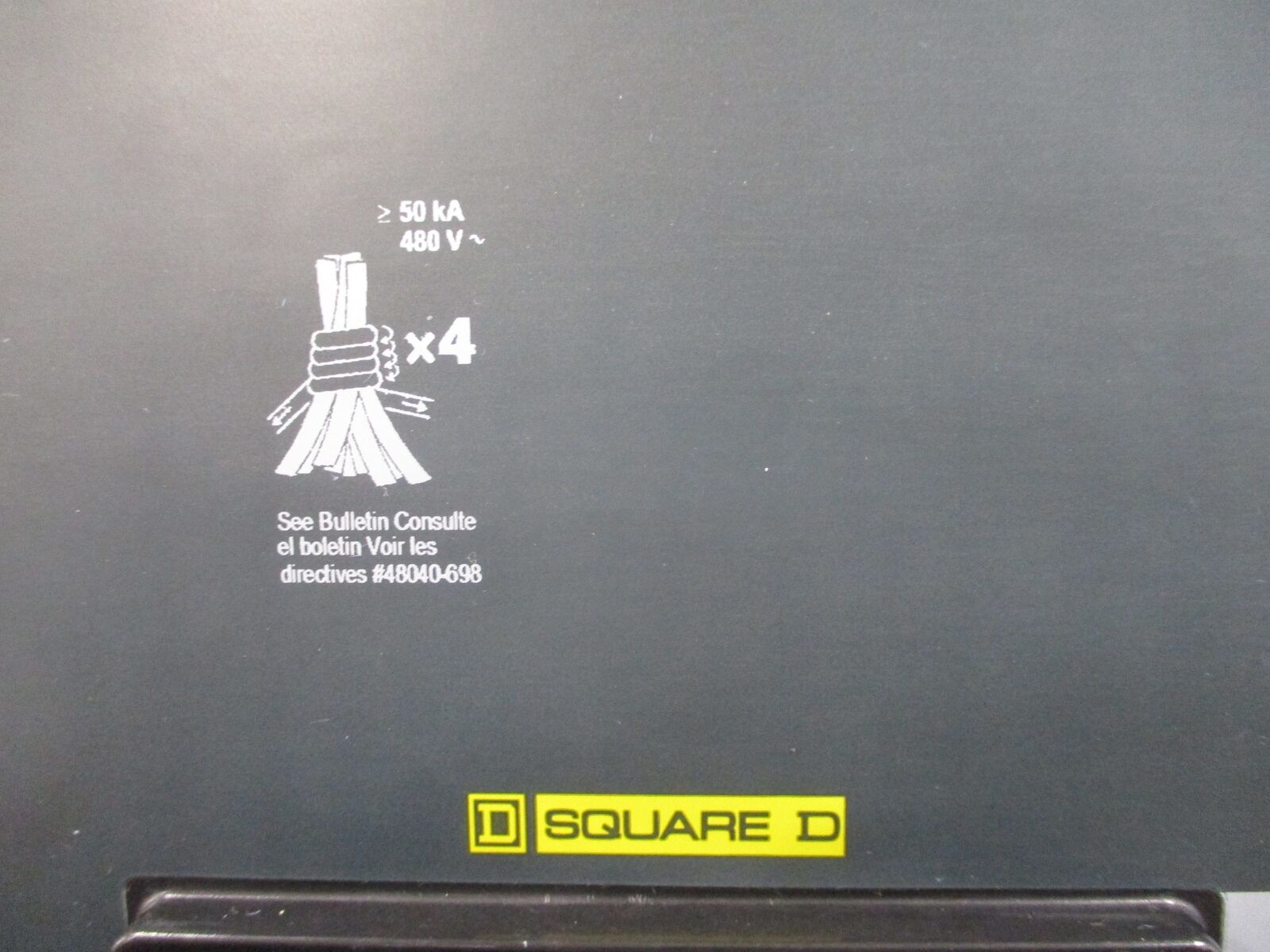 Square D MH 450A Circuit Breaker 519568P15 450A 600VDC Used
